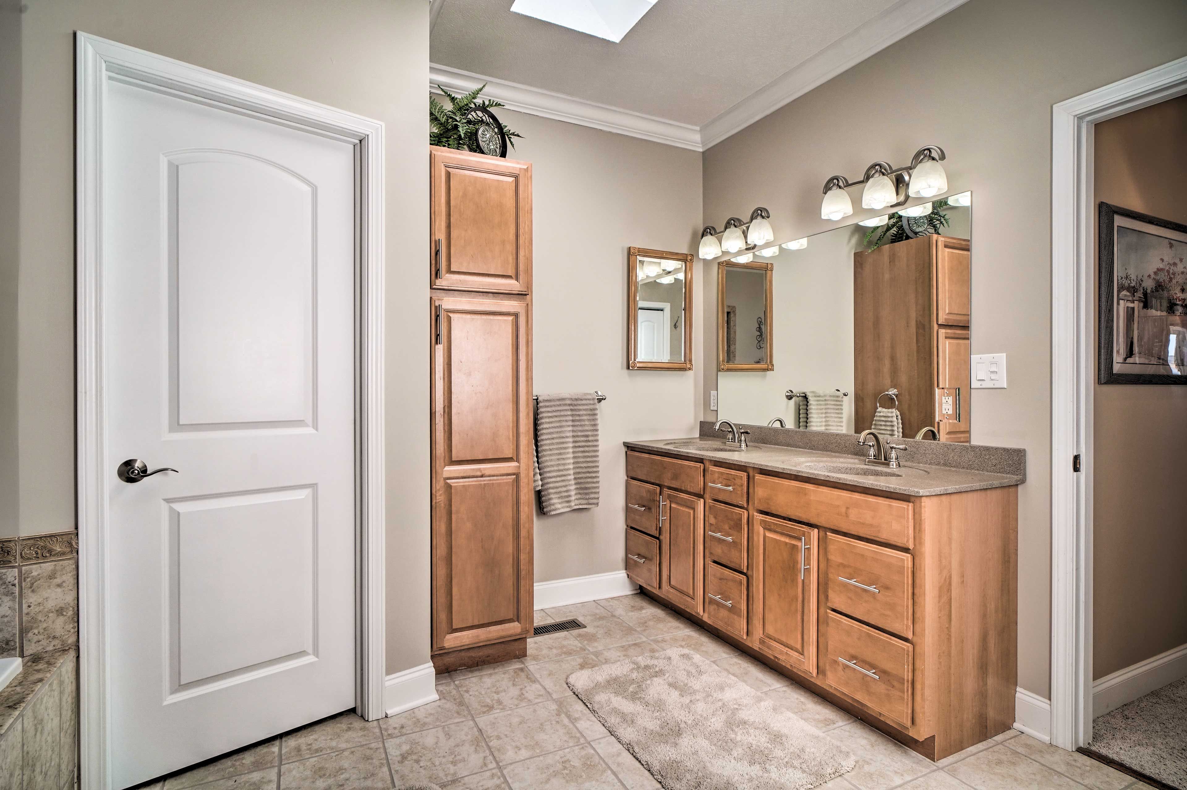 En-Suite Bathroom