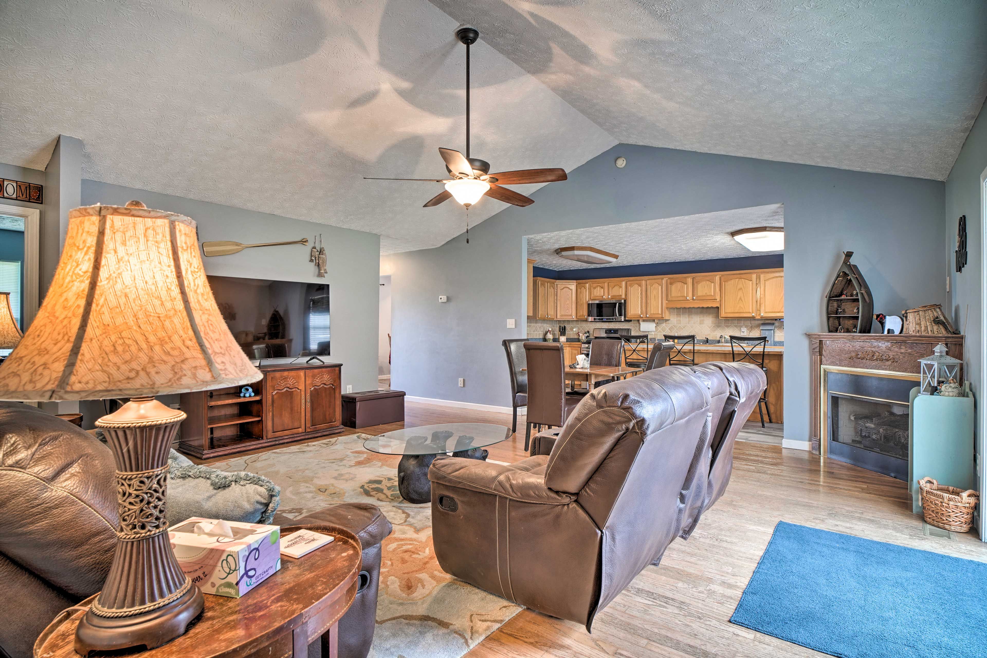 Living Room | Smart TV