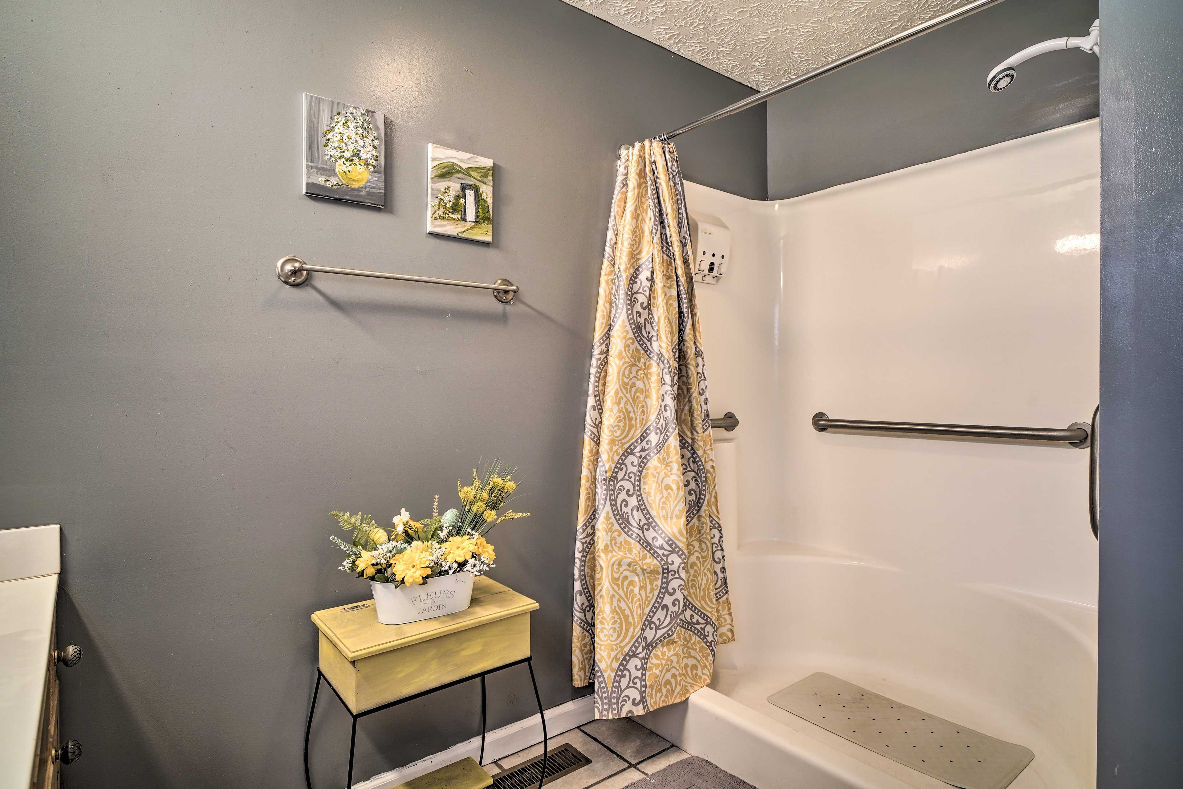 En-Suite Bathroom