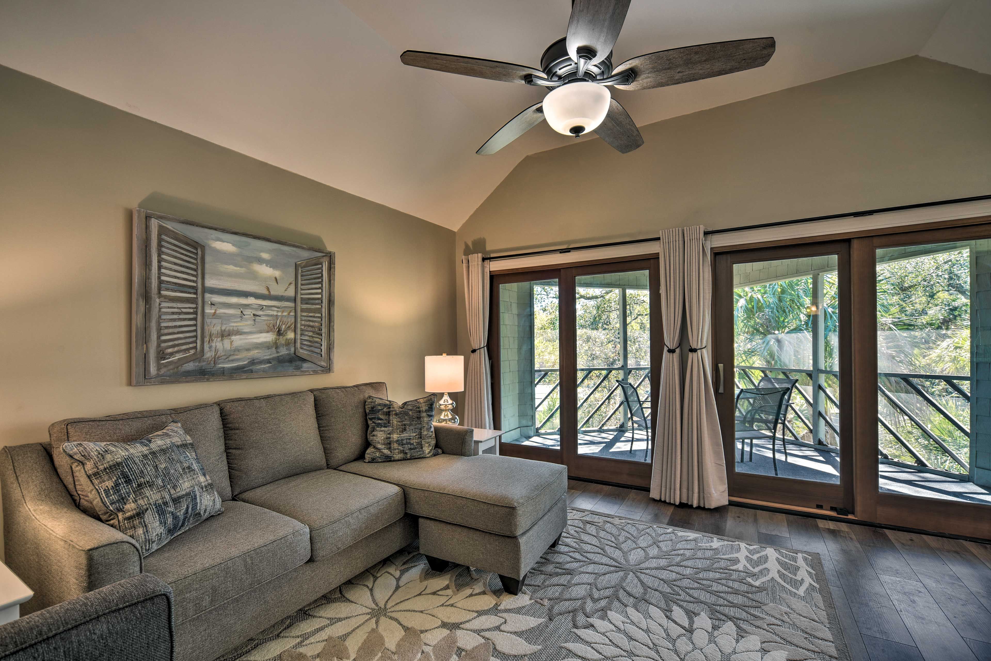 Kiawah Island Vacation Rental | 1BR | 1BA | Stairs Required to Enter | 692 Sq Ft