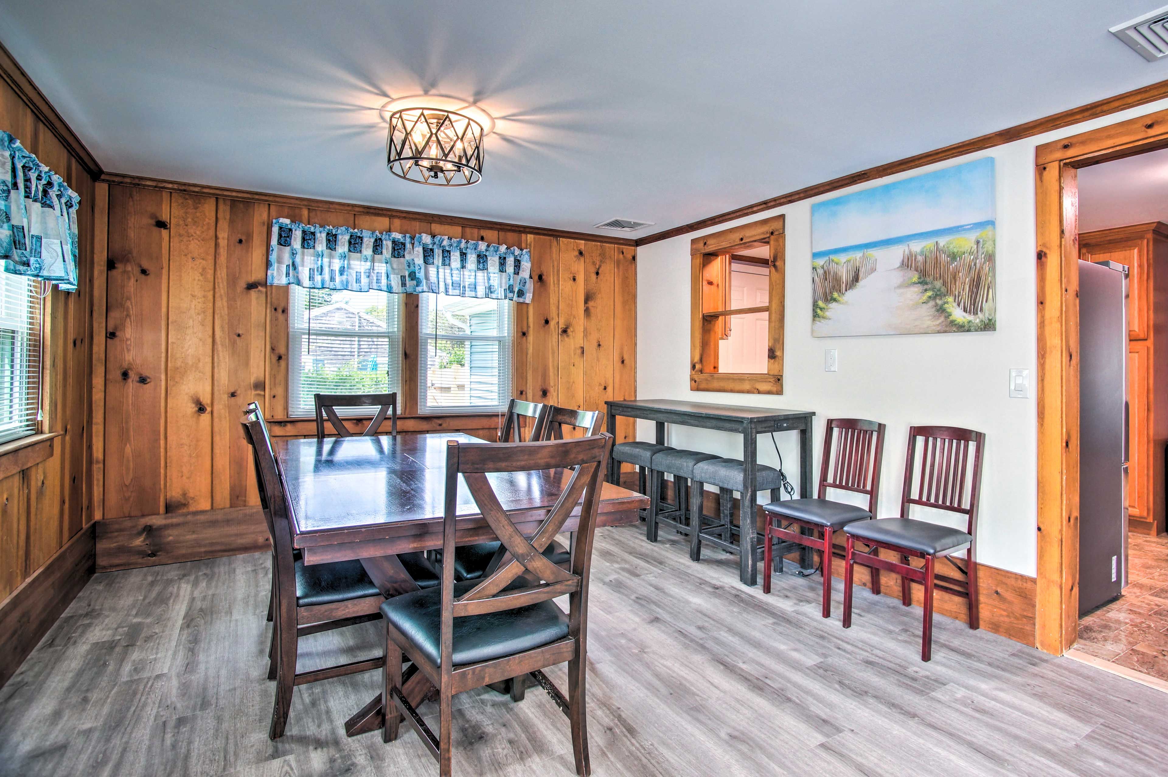 Dining Room | Flatware & Dishware