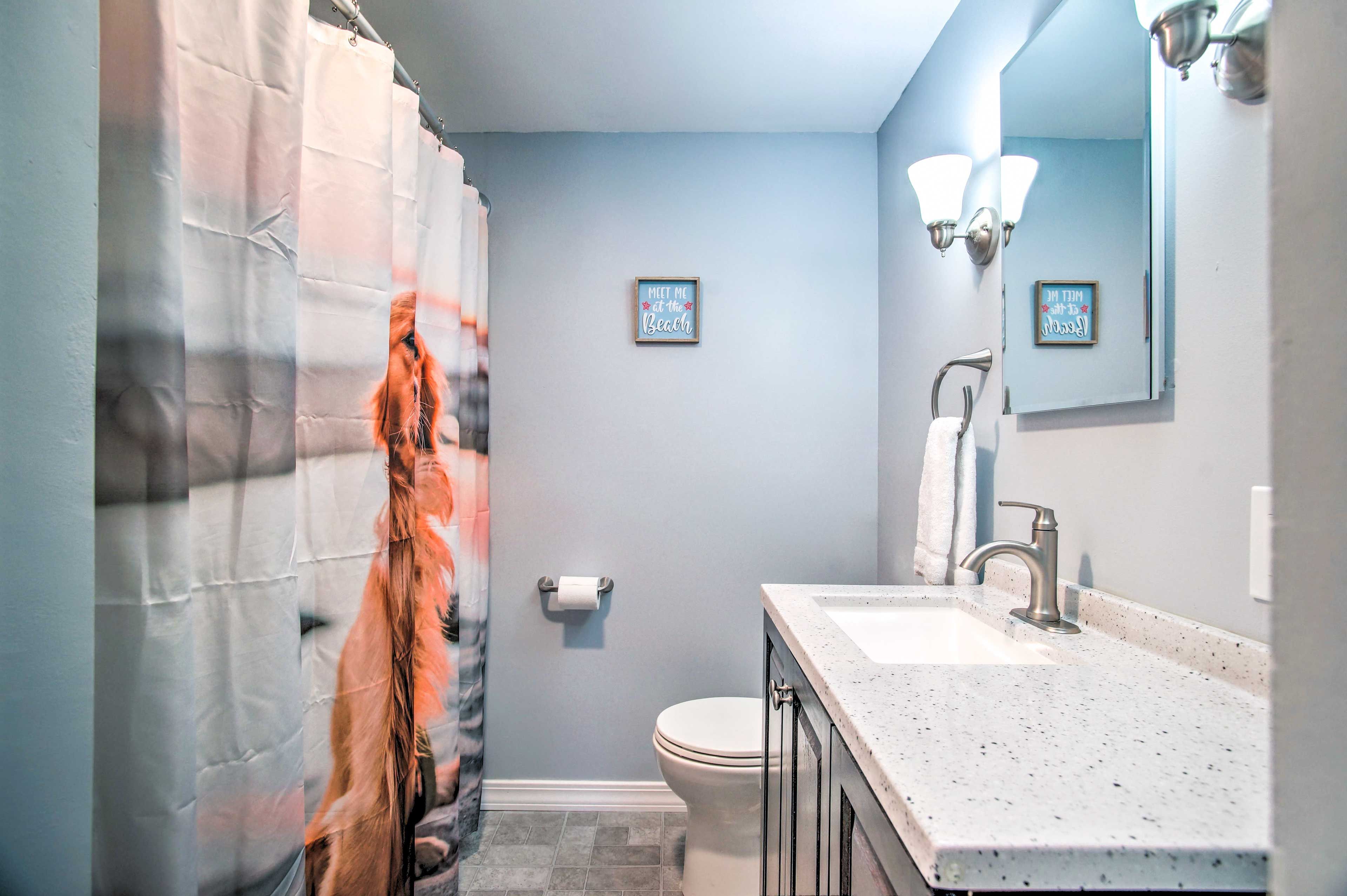 Full Bathroom | Hair Dryer