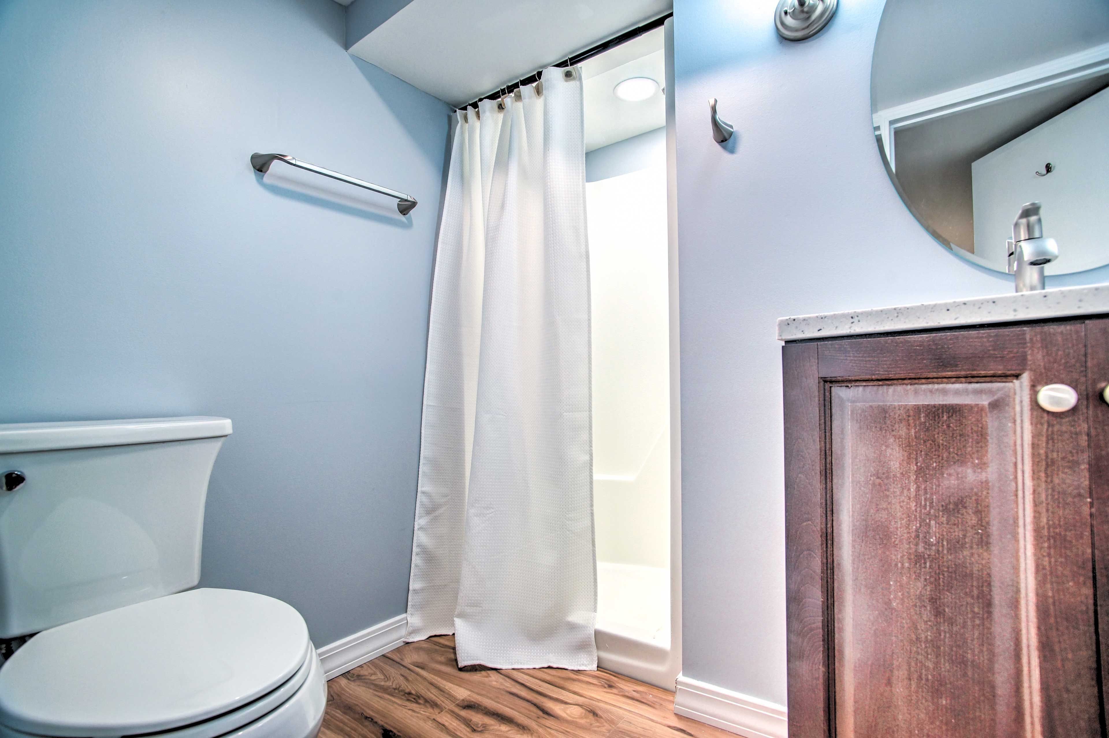 Full Bathroom