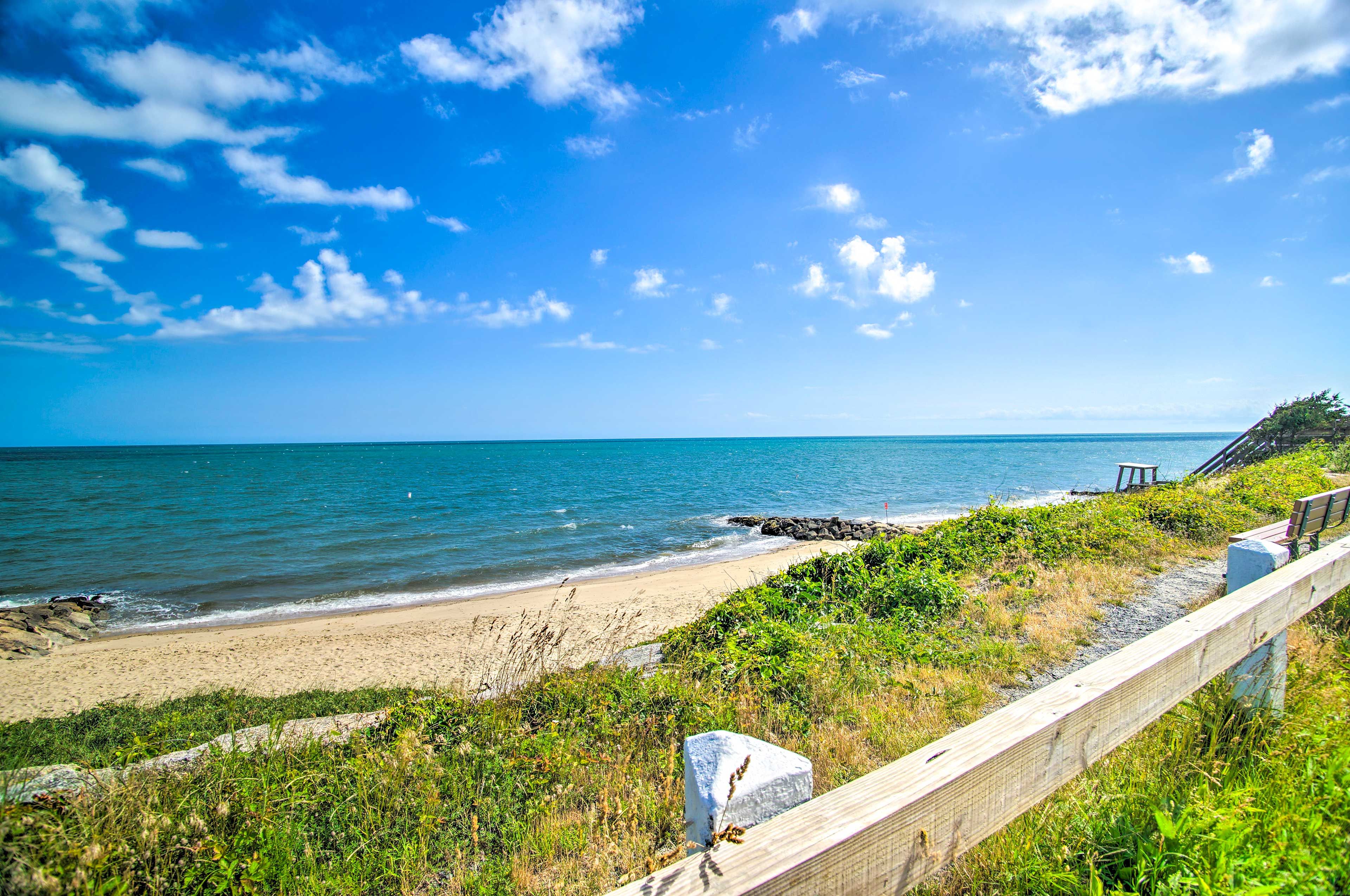 Beach < 1 Mi