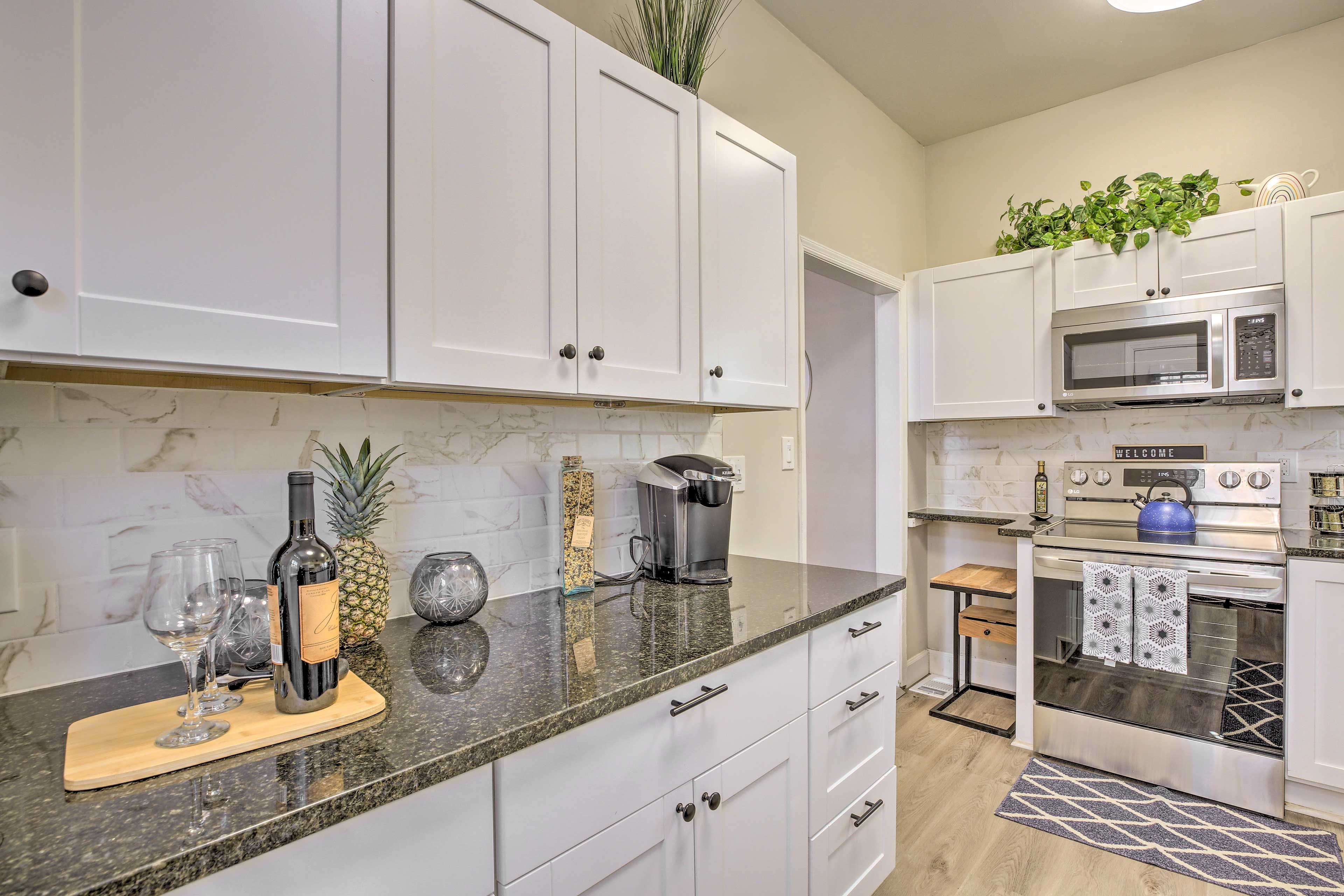 Kitchen | Keurig & Drip Coffee Makers | Toaster | Spices