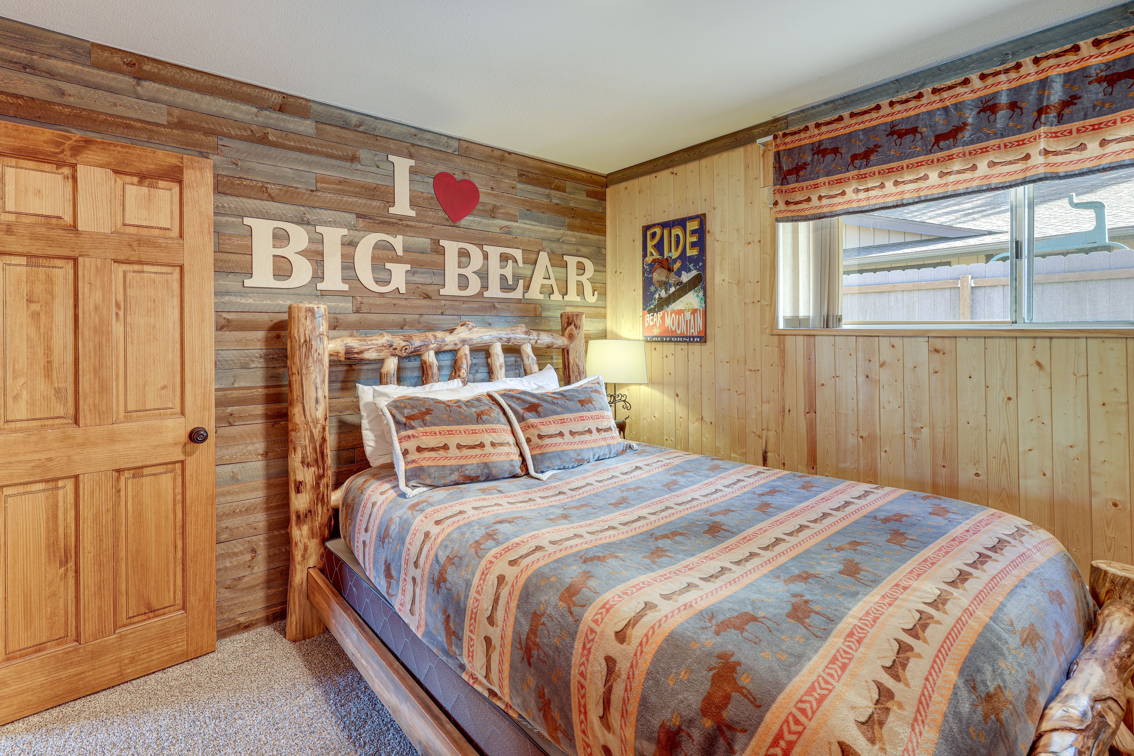 Bedroom 2 | Queen Bed