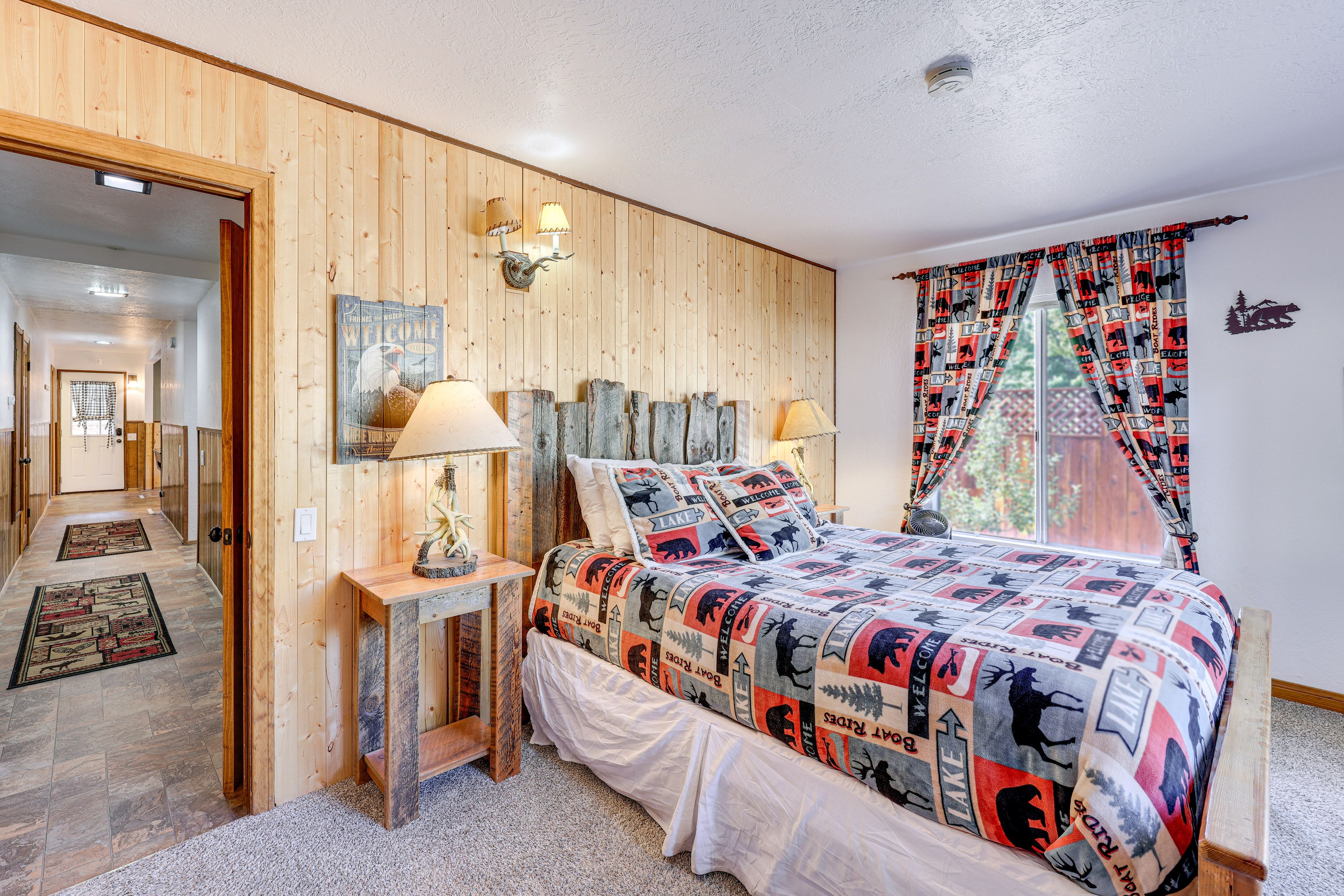 Bedroom 3 | Queen Bed