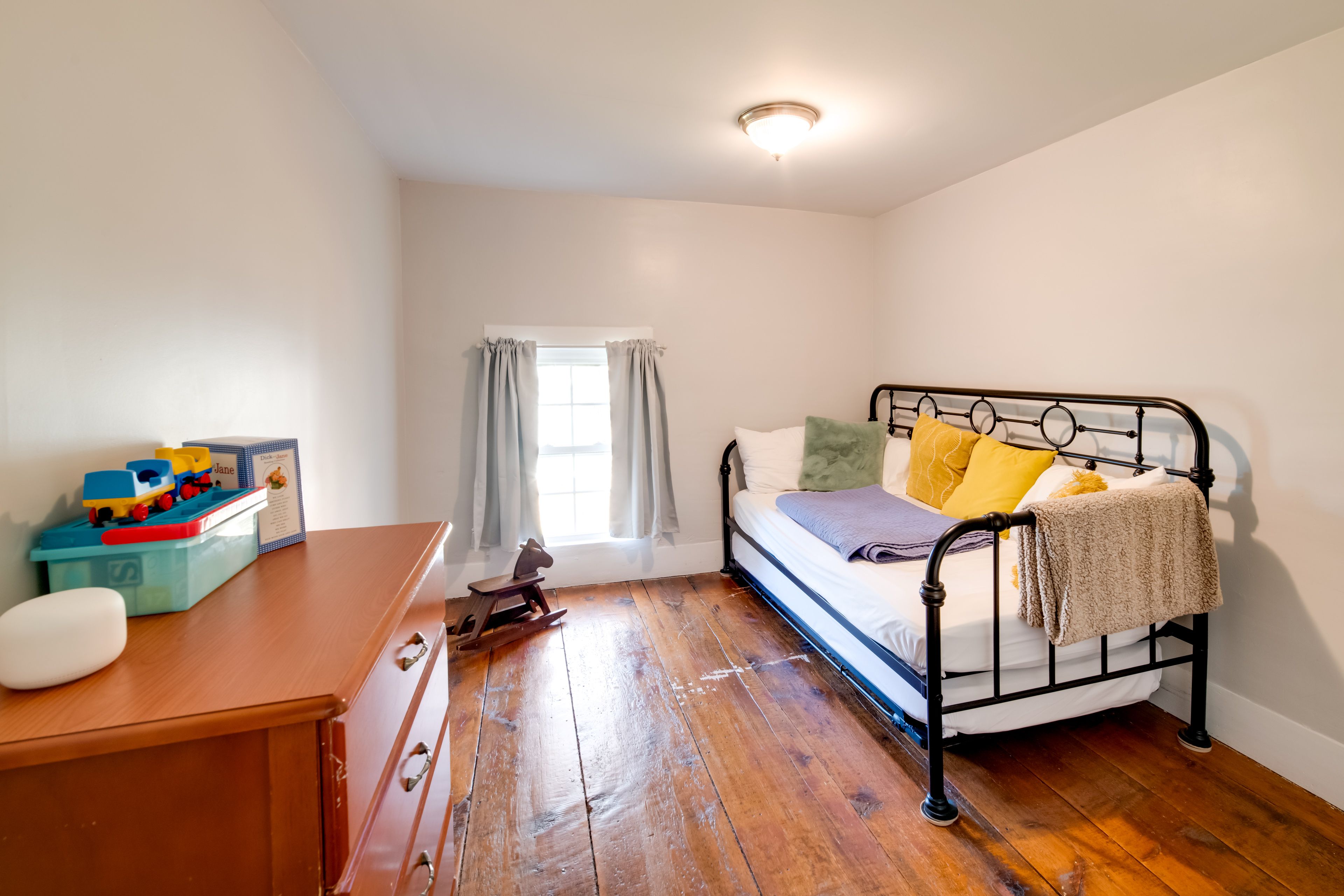 Bedroom 3 | 2nd Floor | Twin Bed w/ Twin Trundle