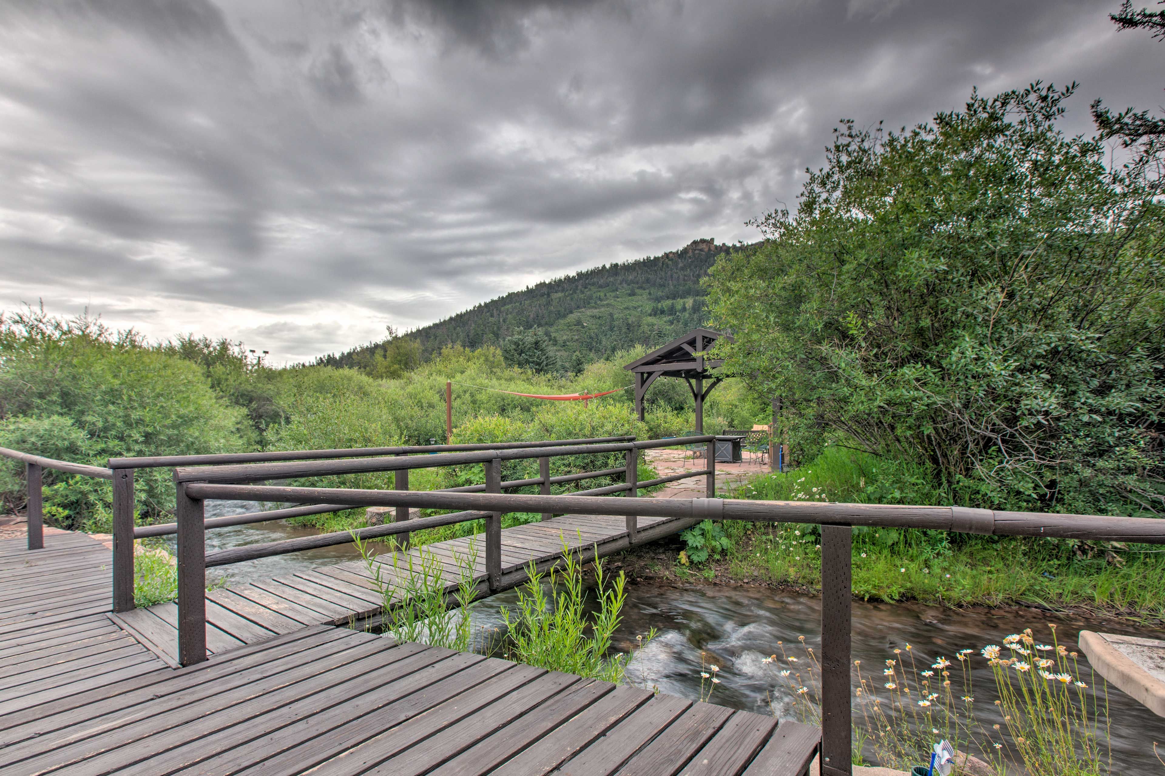 Private Deck