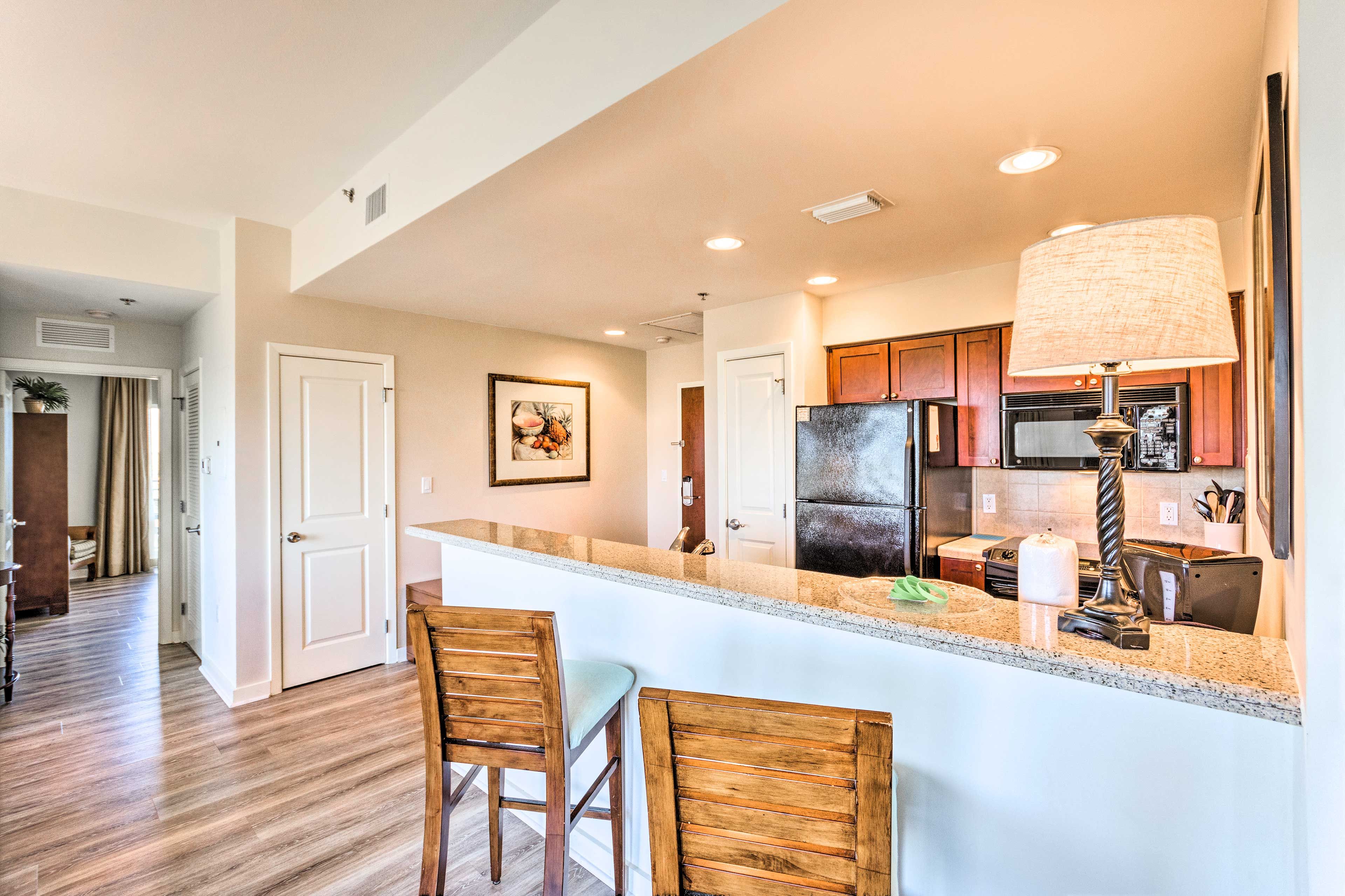 Kitchen | Breakfast Bar