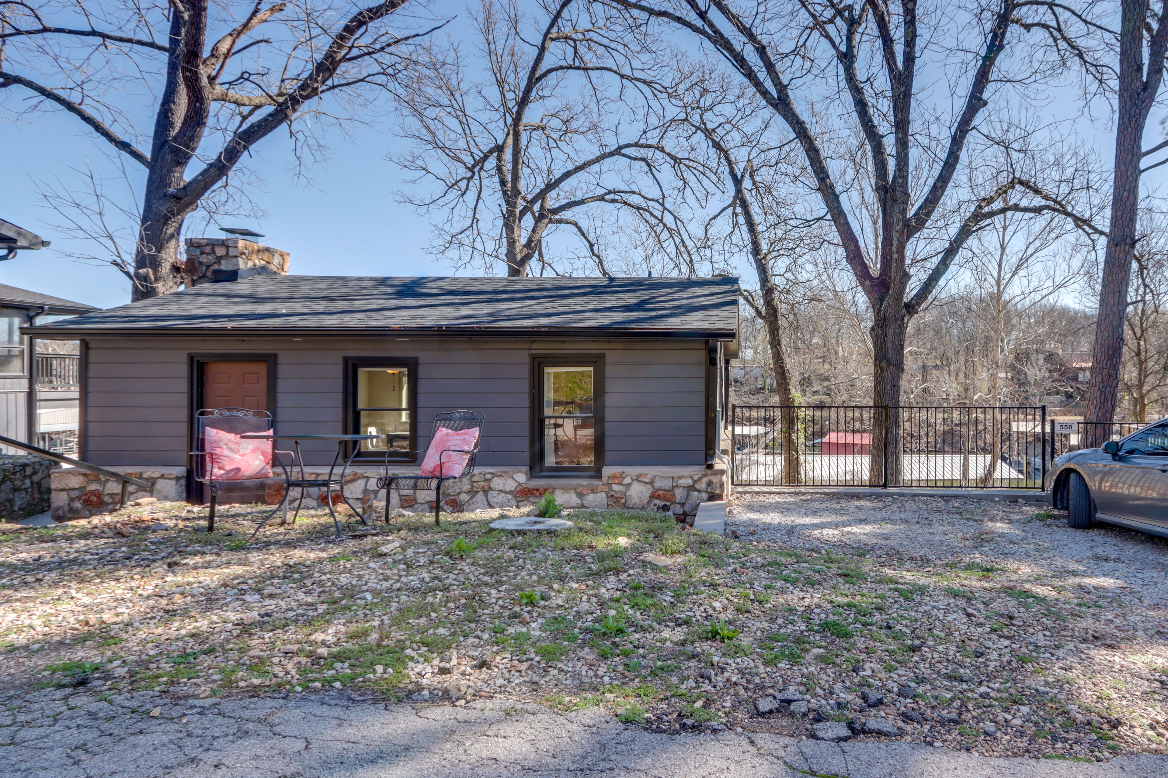 Parking | Driveway (2 Vehicles) | Street Parking | Trailer Parking