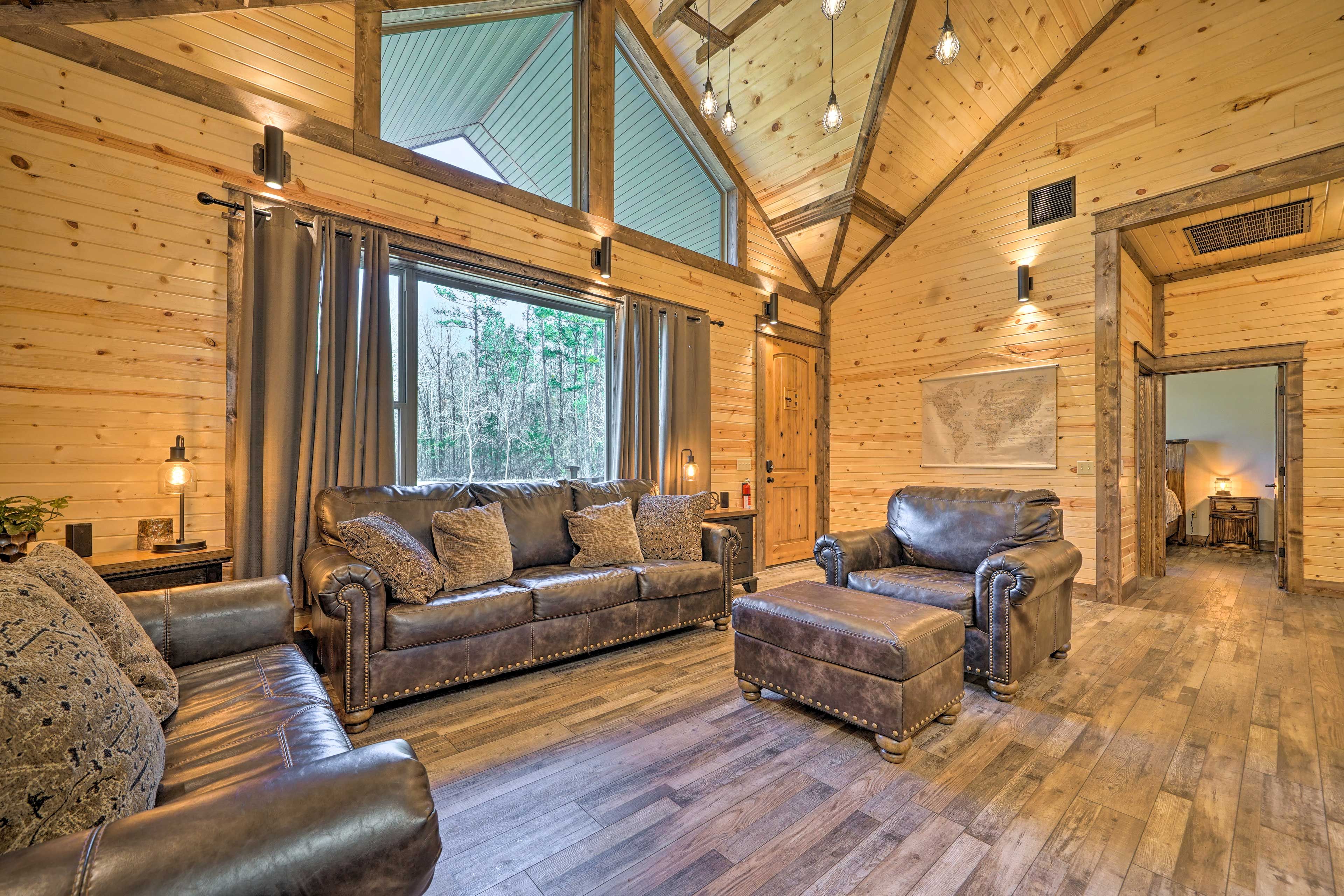 Living Room | Free WiFi