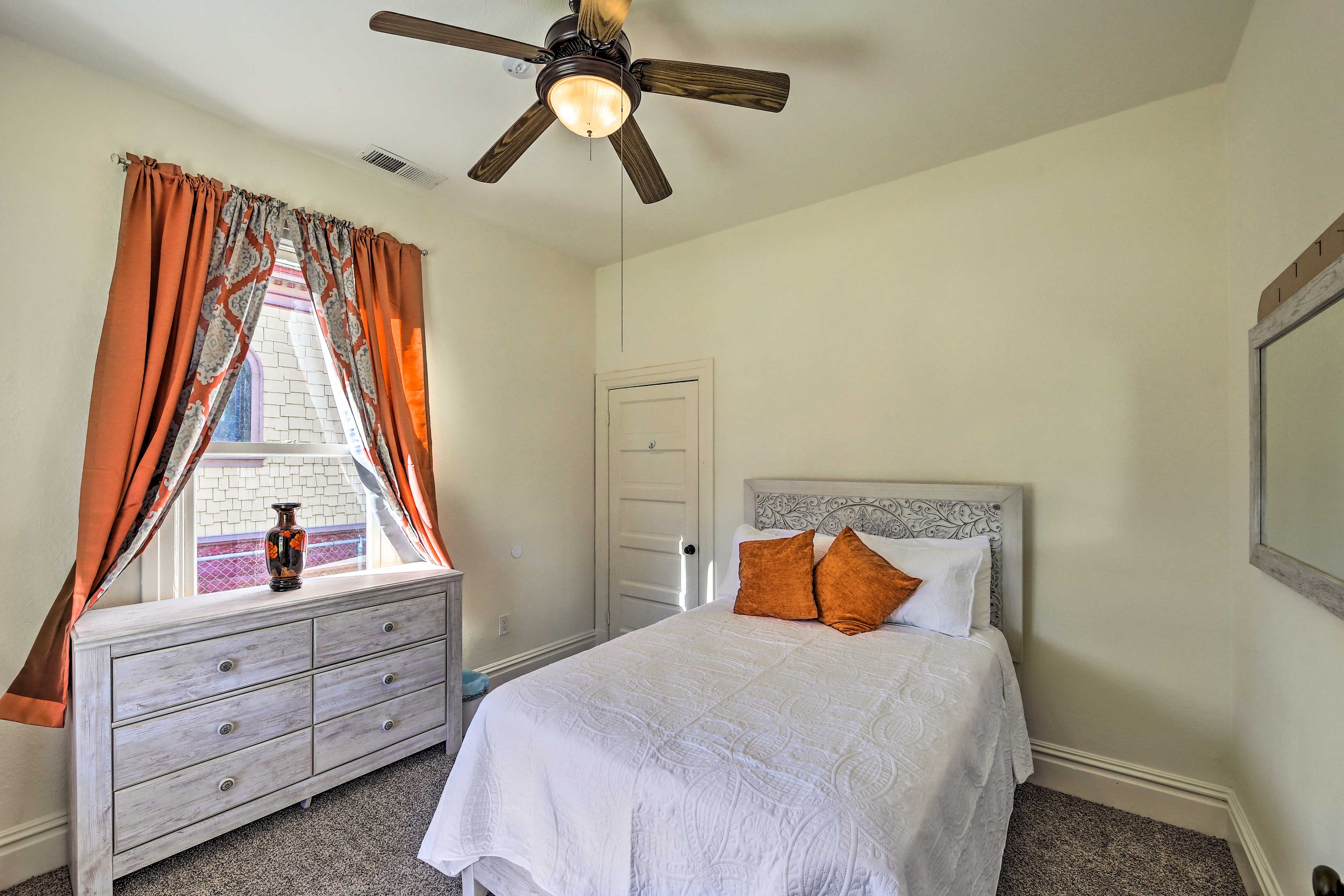 Bedroom 2 | Full Bed