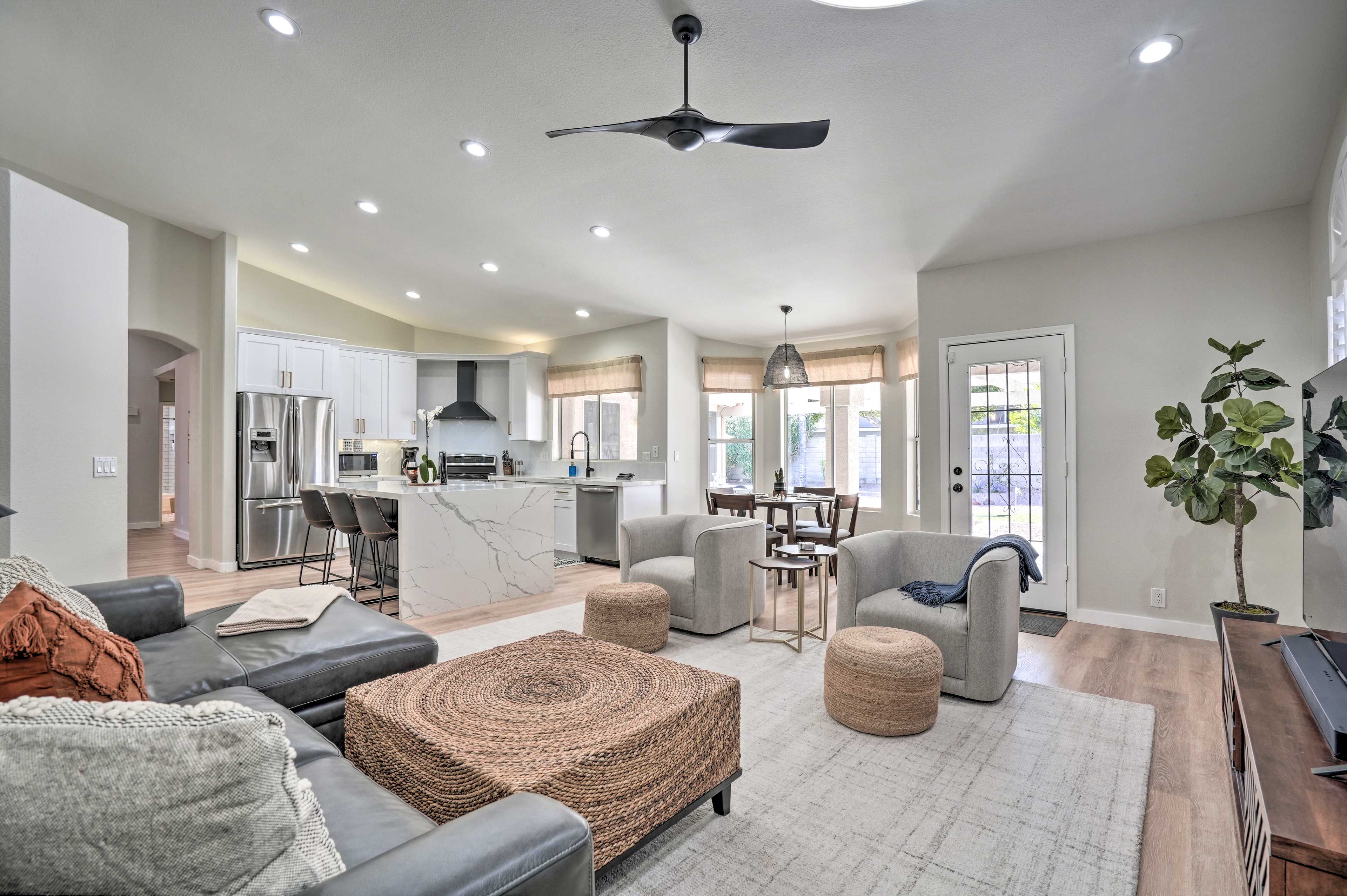 Living Room | Free WiFi