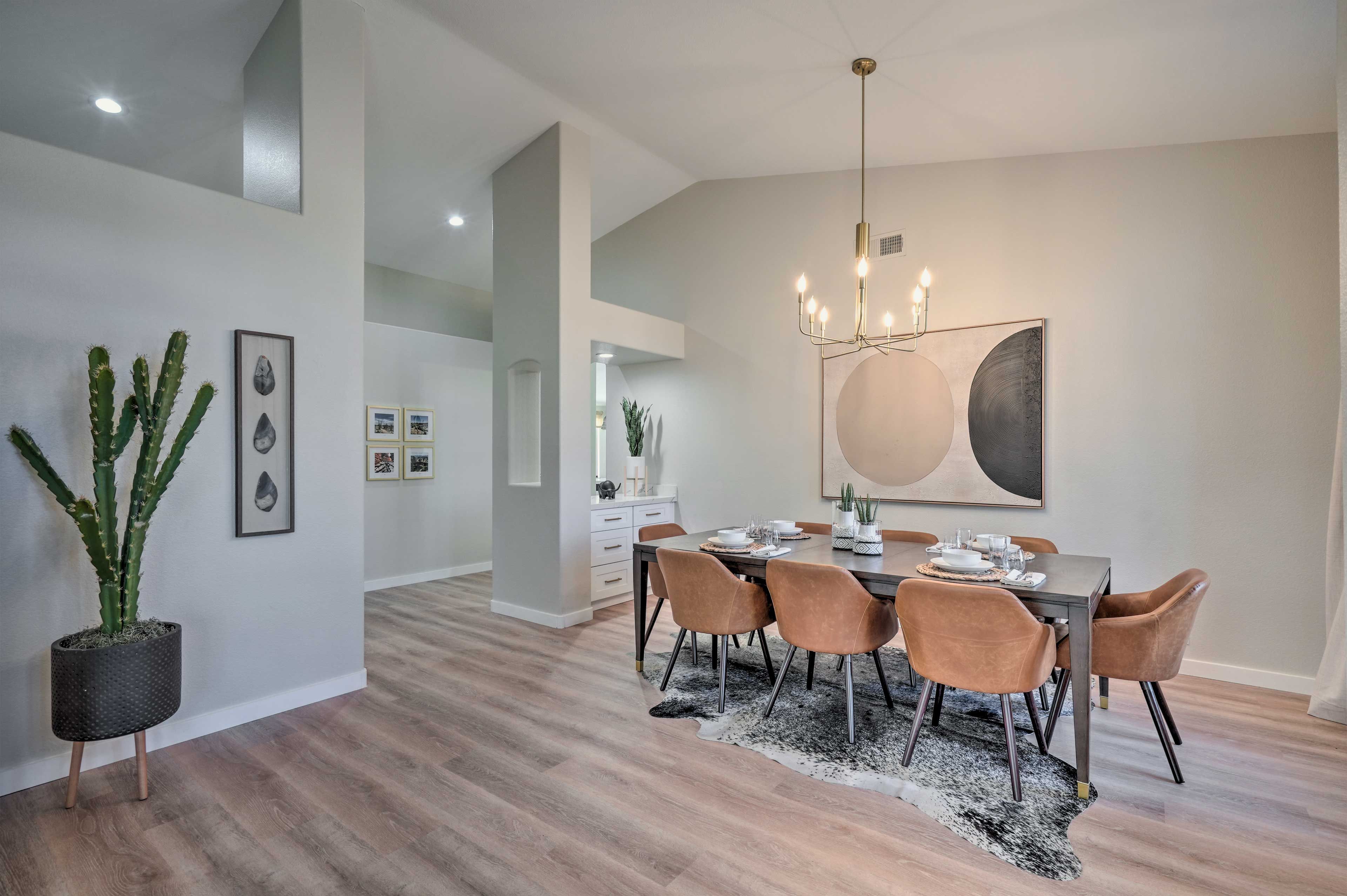 Dining Area | Dishware & Flatware