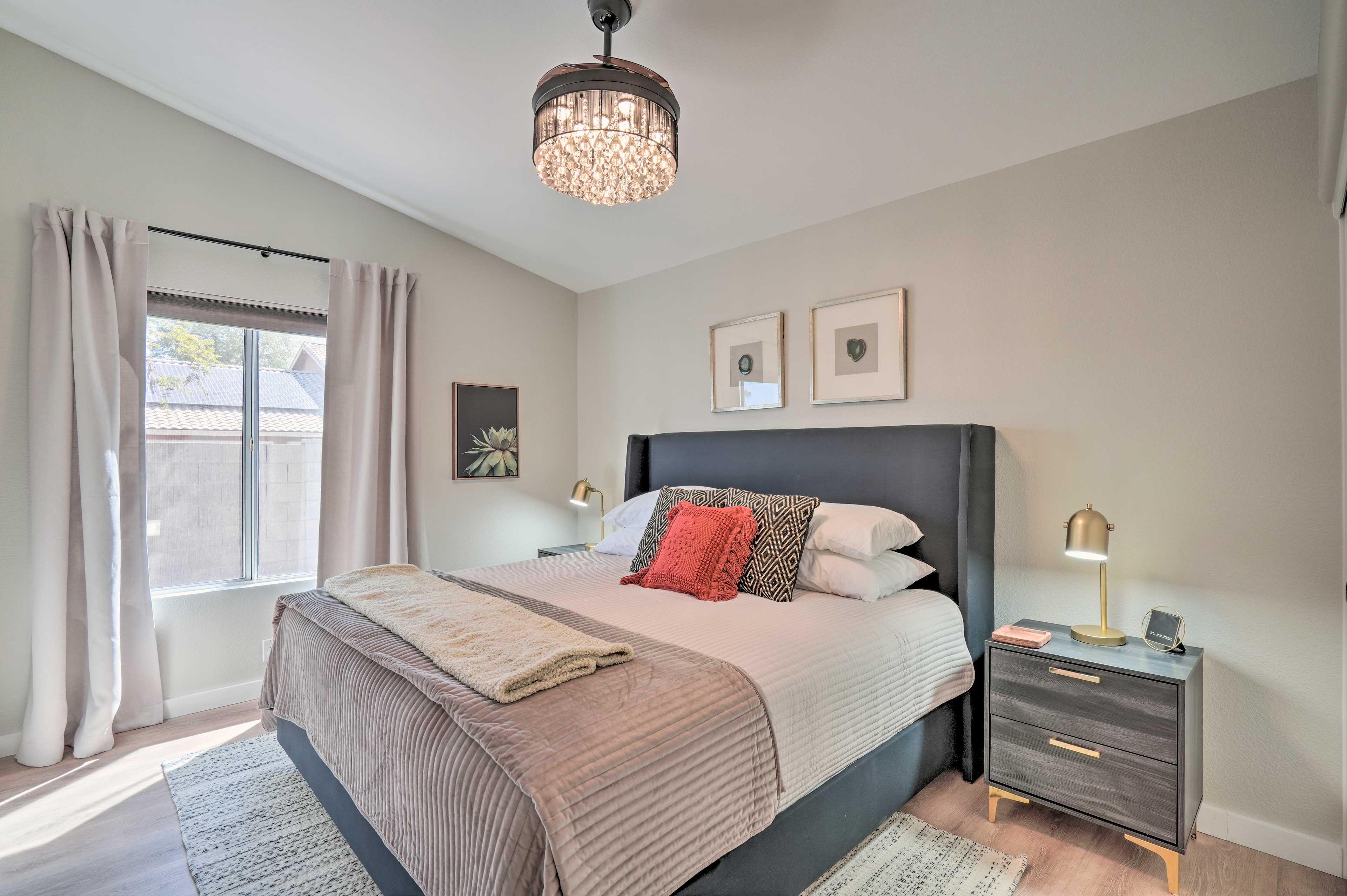 Bedroom 3 | King Bed