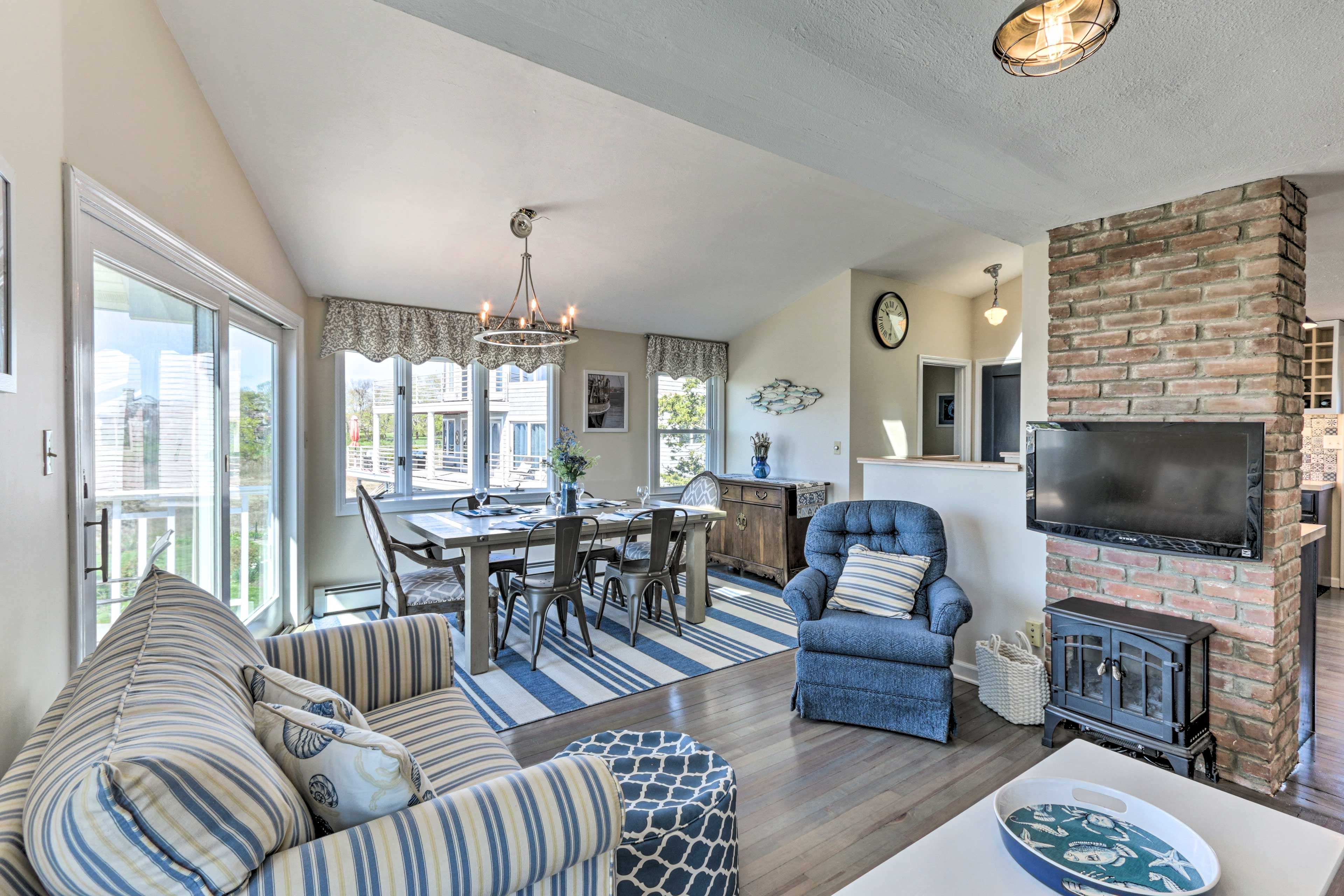 Living Room | Central Heating
