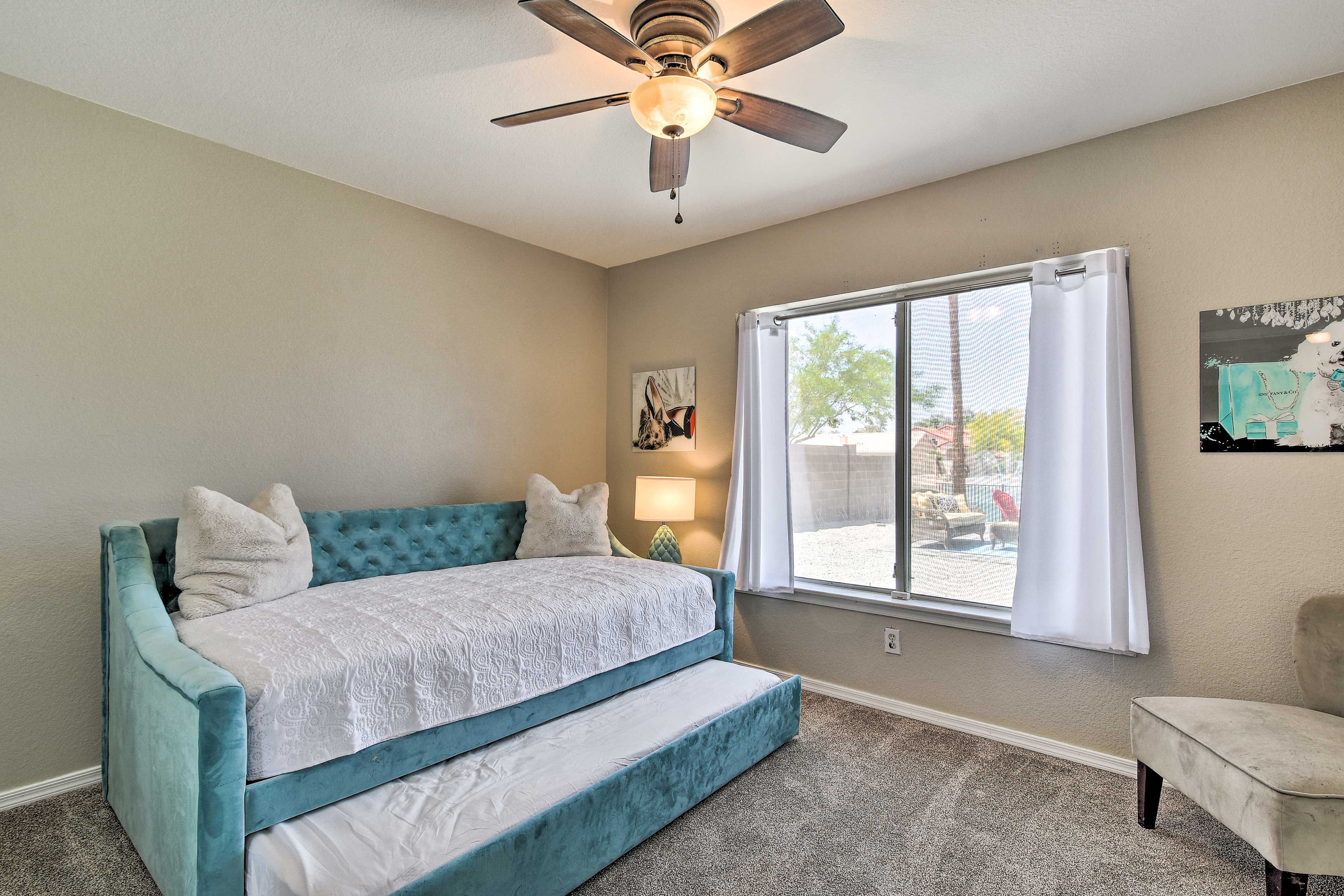 Bedroom 3 | Twin Daybed w/ Twin Trundle Bed