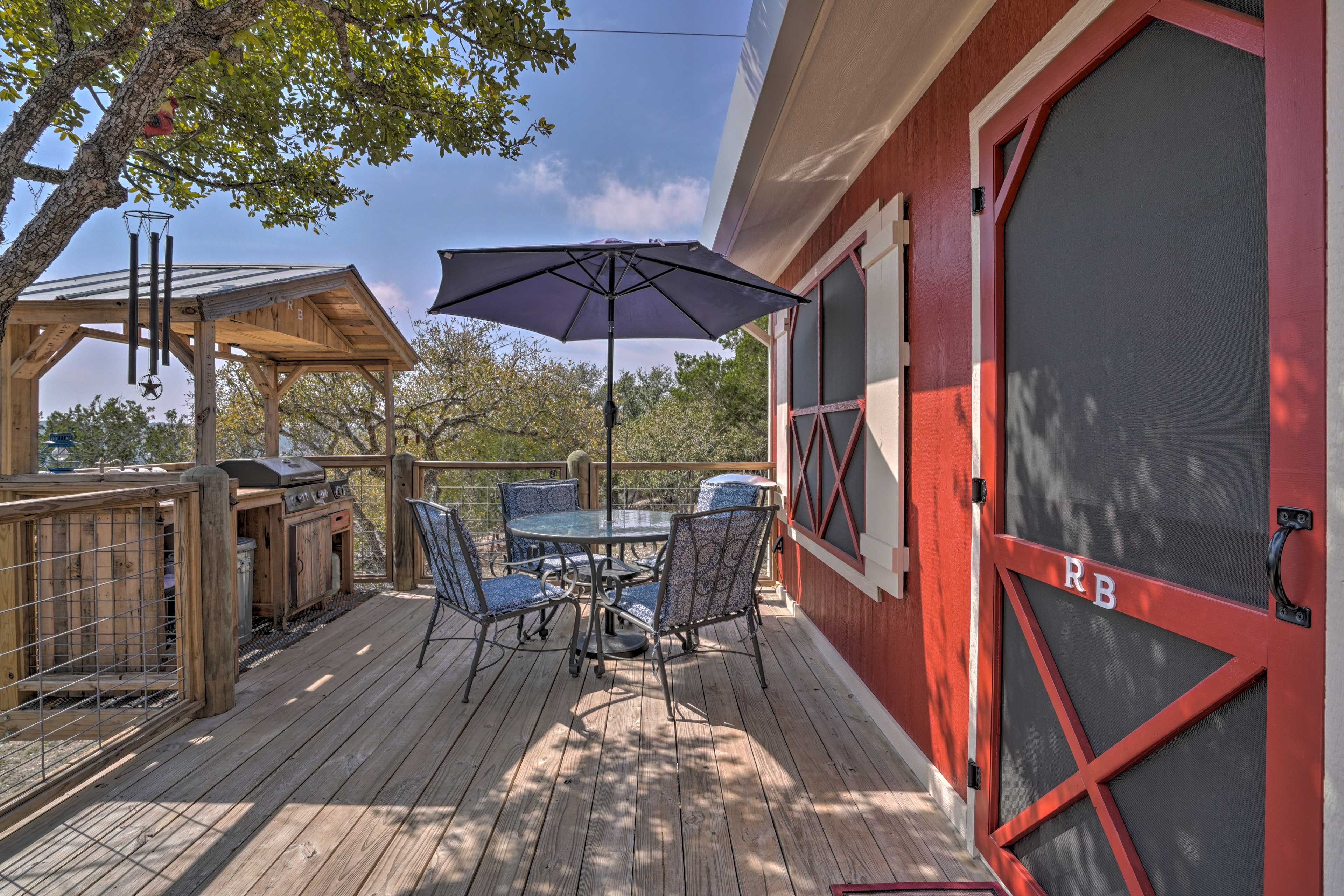 Private Deck | Gas Grill | Propane Provided