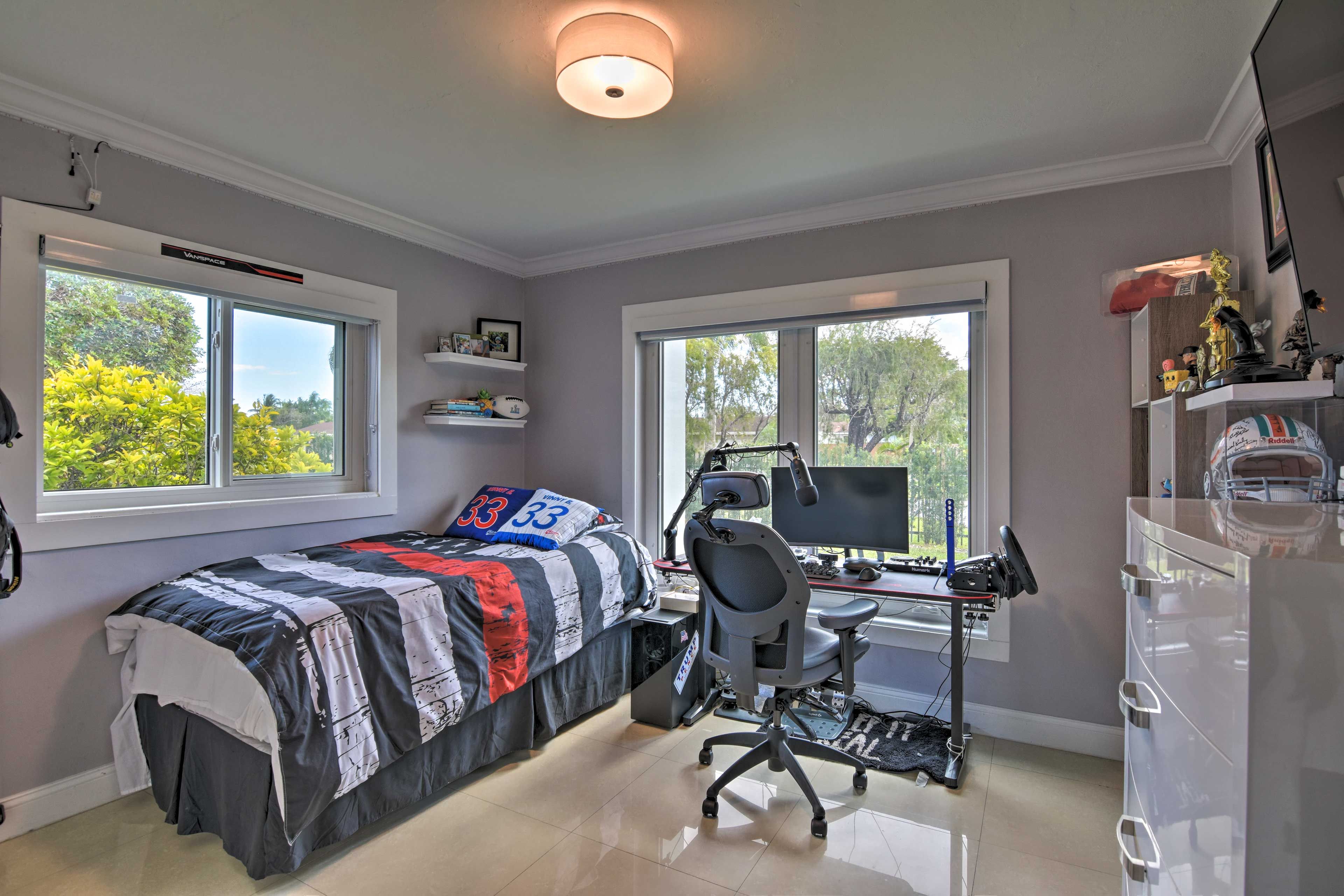 Bedroom 4 | Sleep Number Twin Bed
