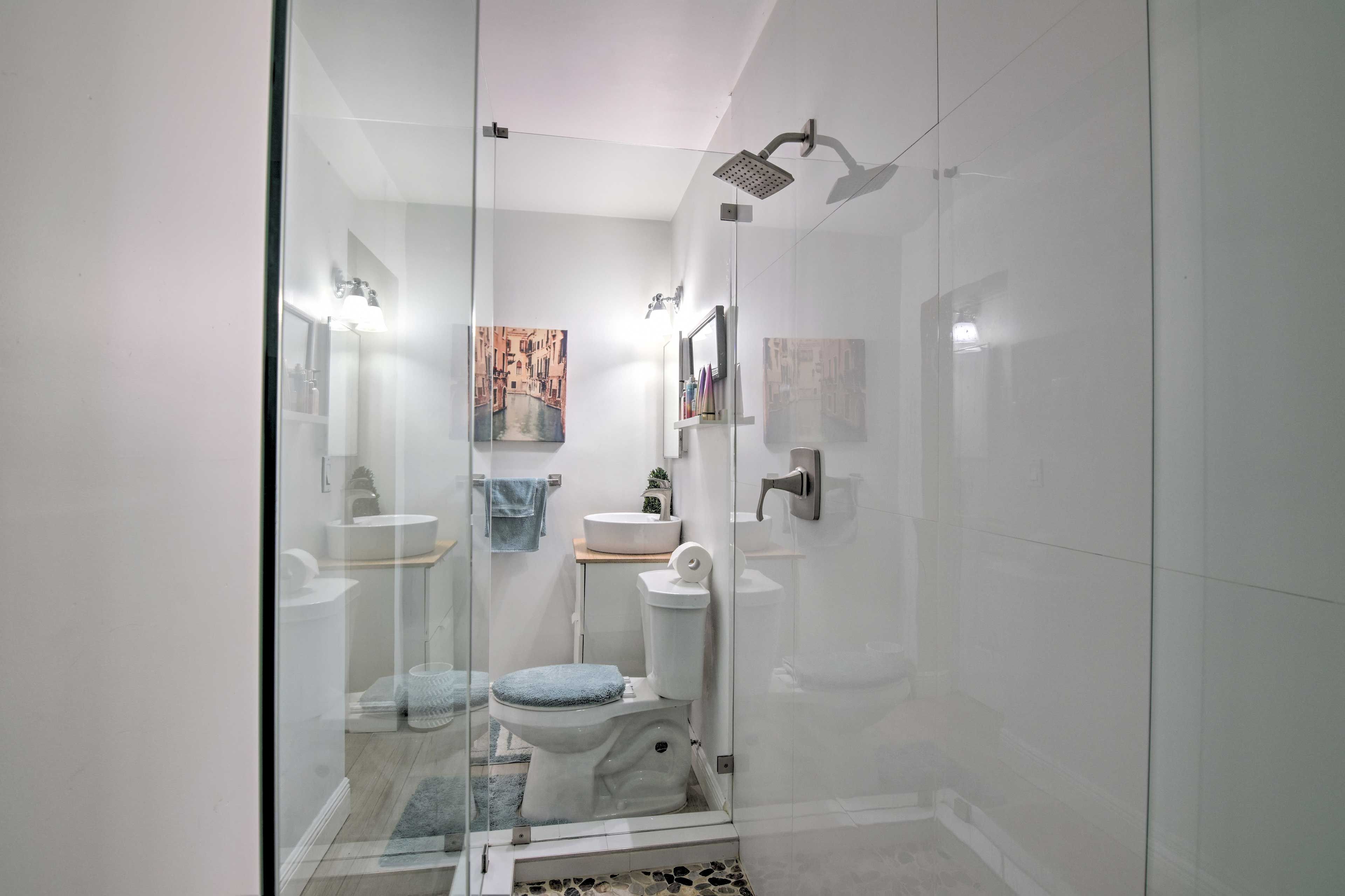 Full Bathroom