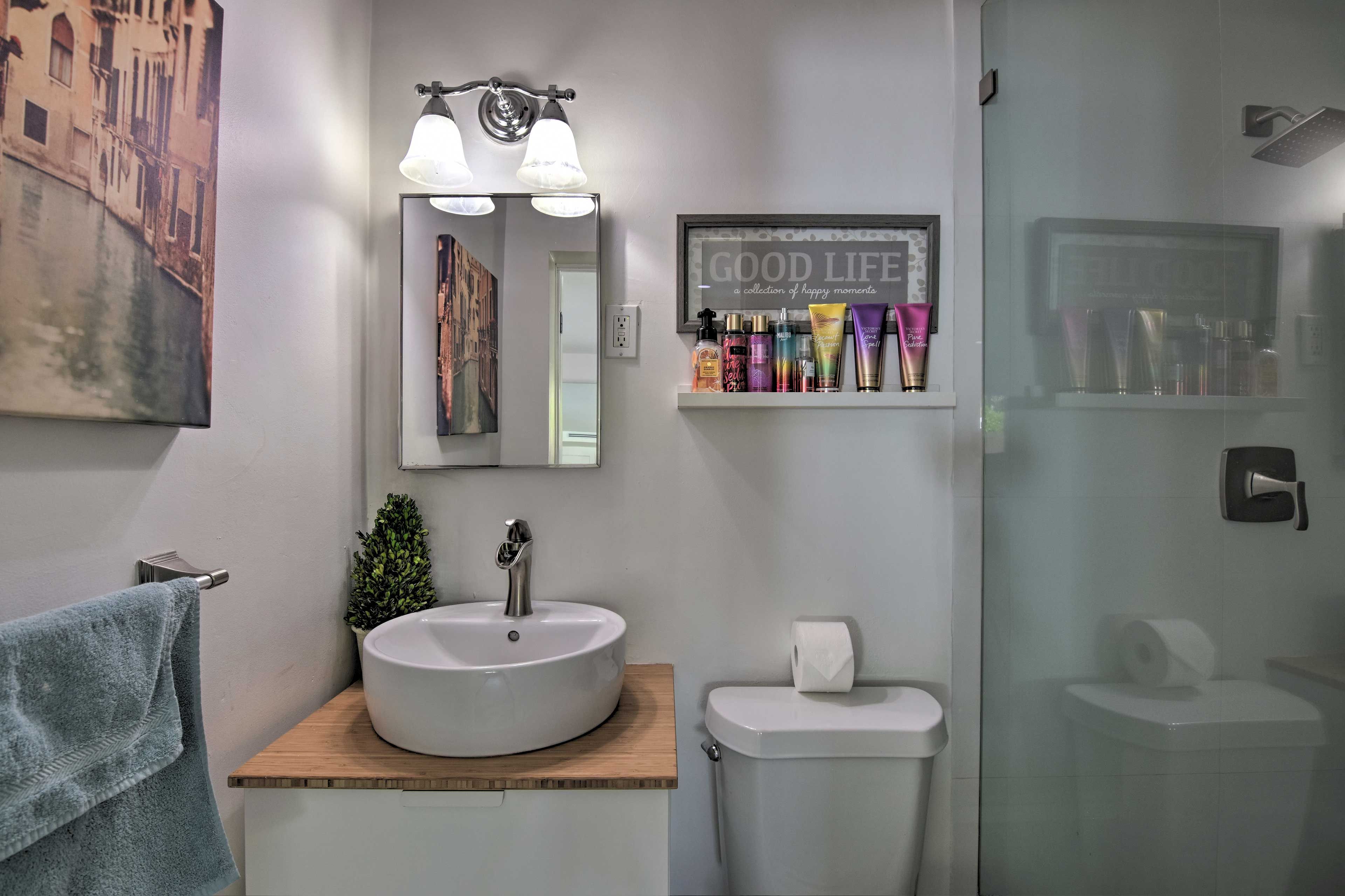 Full Bathroom
