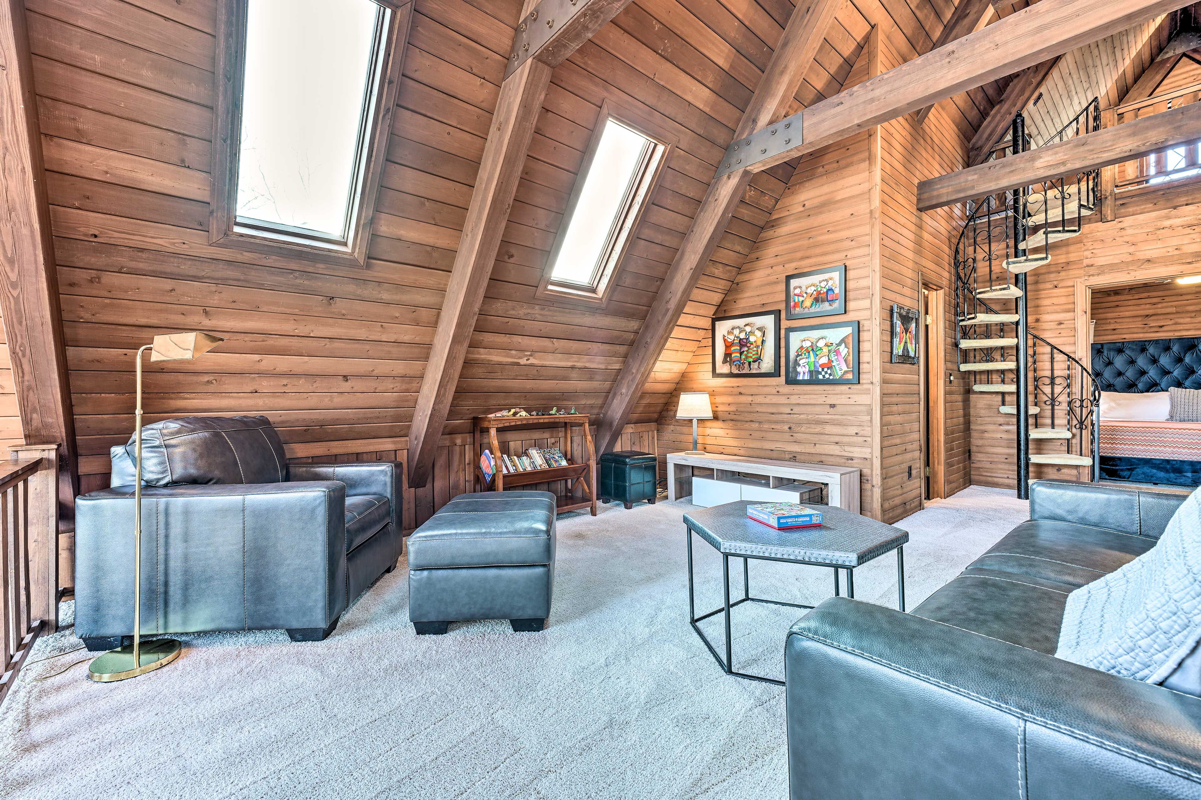 Upper Living Room | 2nd Level