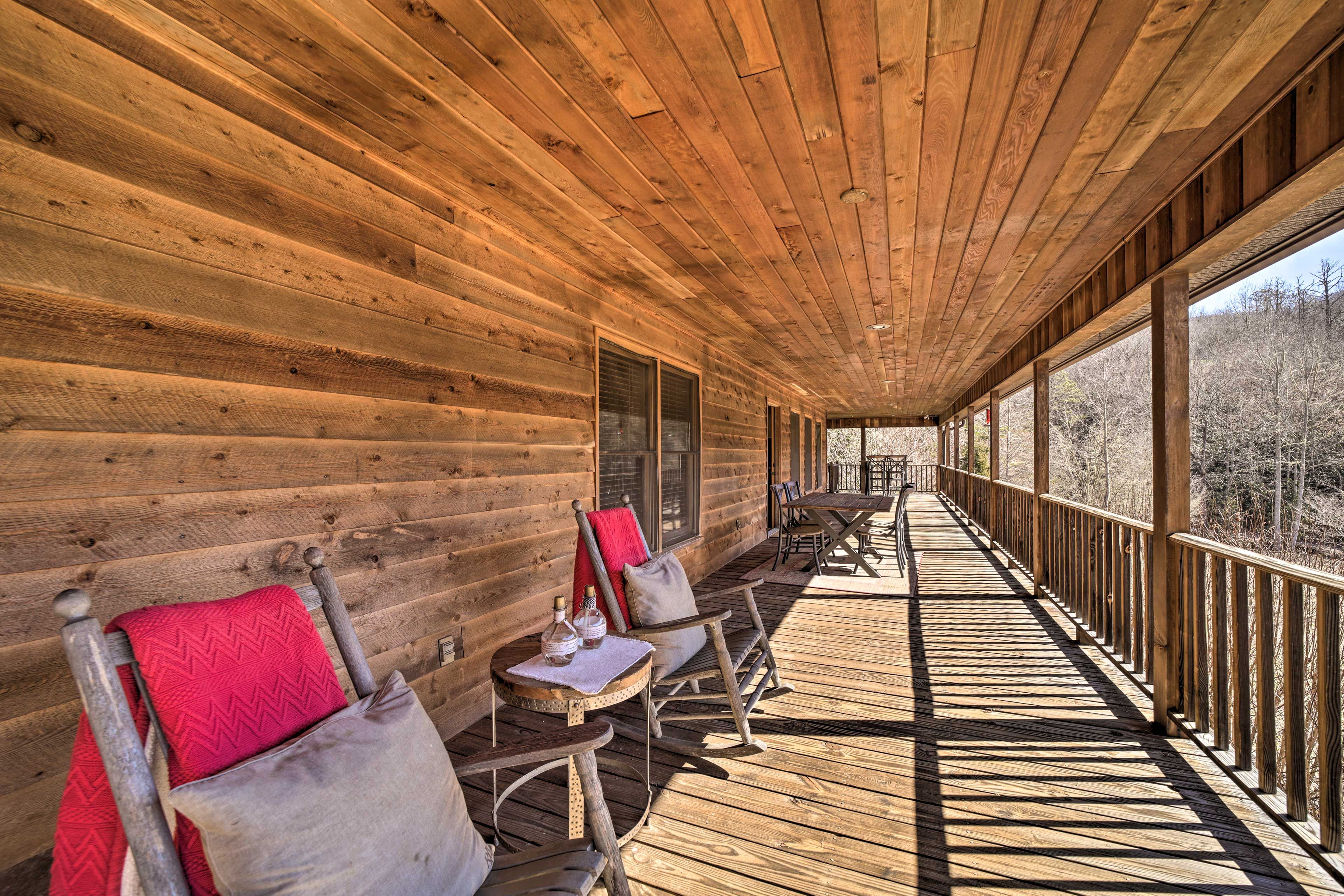 Wraparound Deck
