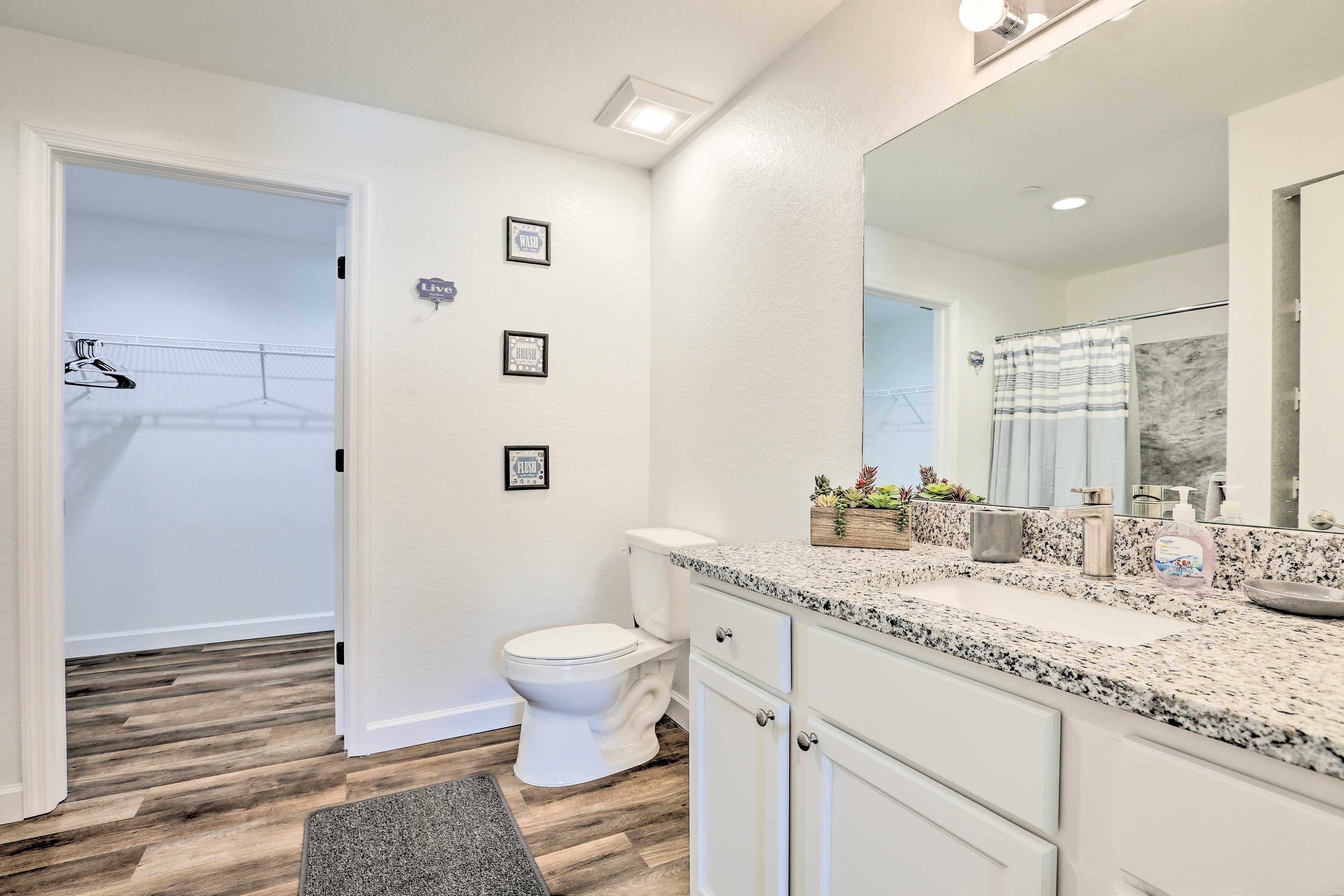 En-Suite Bathroom
