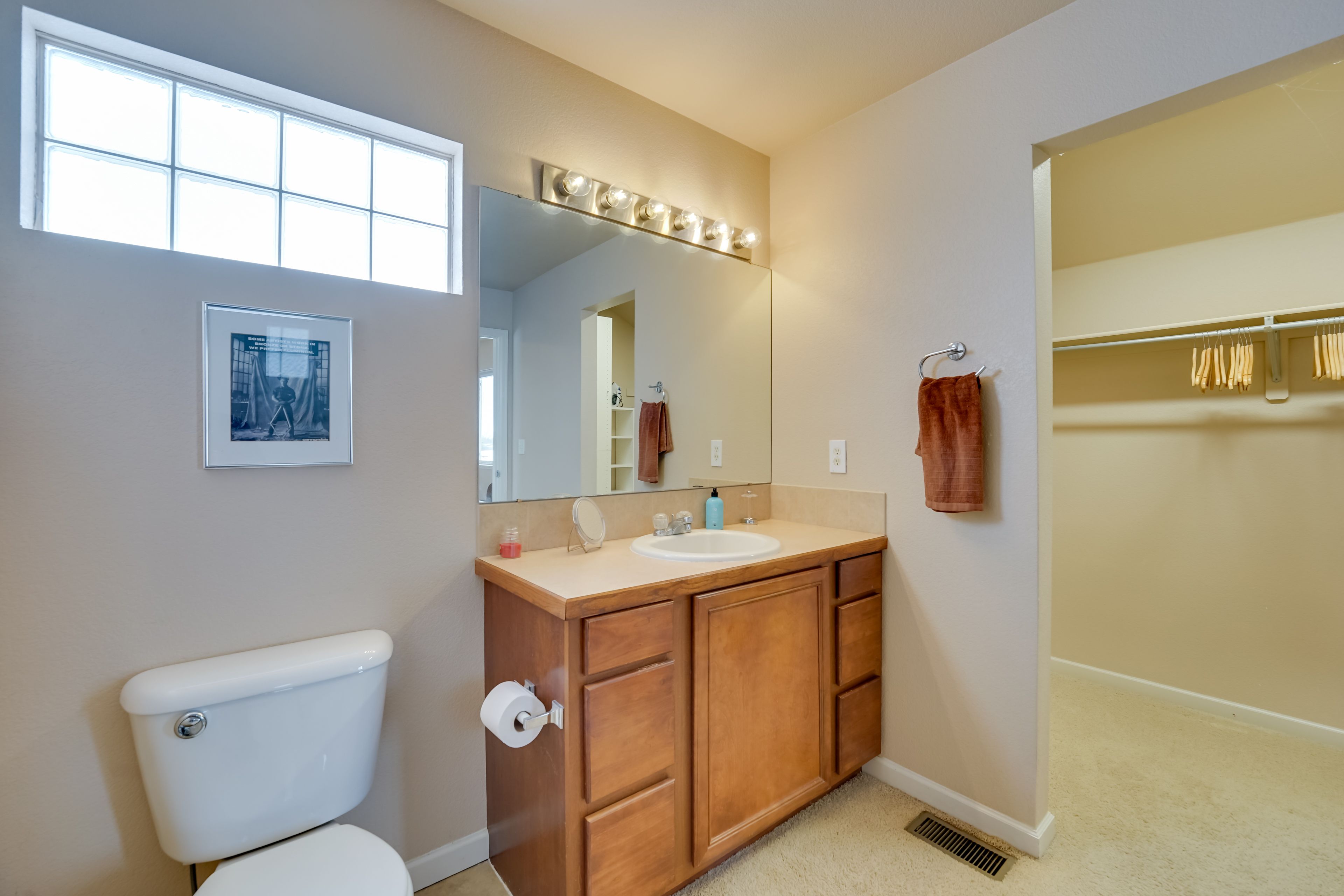 Full Bathroom
