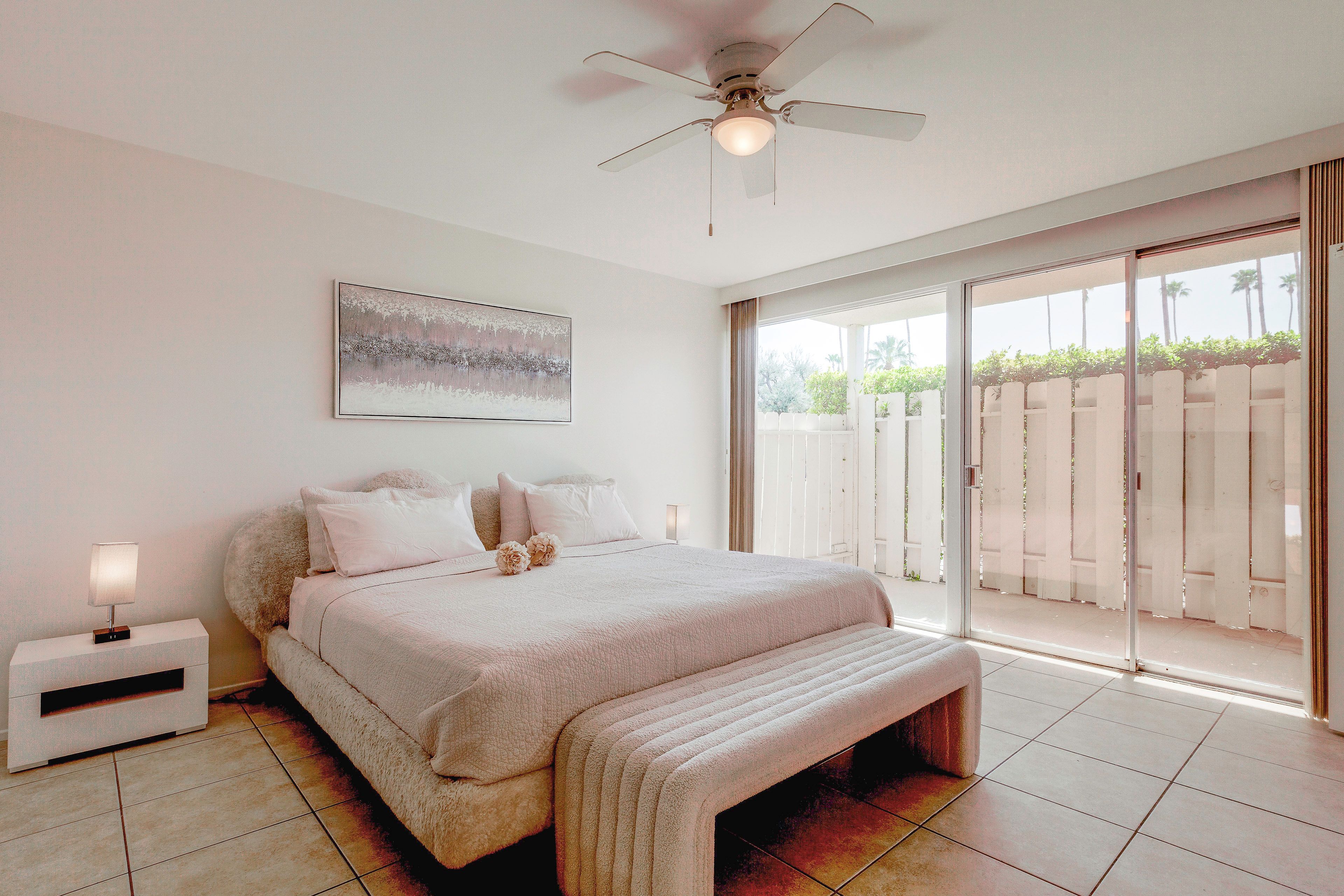 Bedroom 1 | King Bed