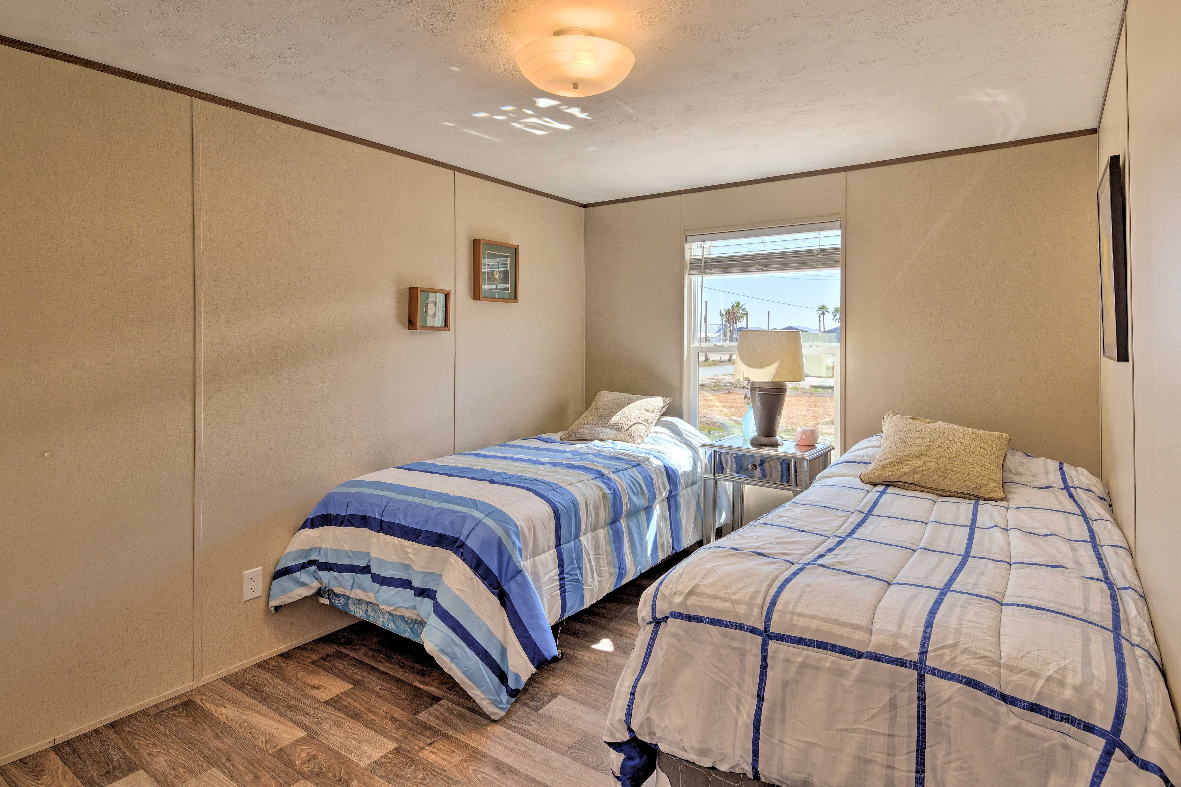 Bedroom 3 | 2 Twin Beds