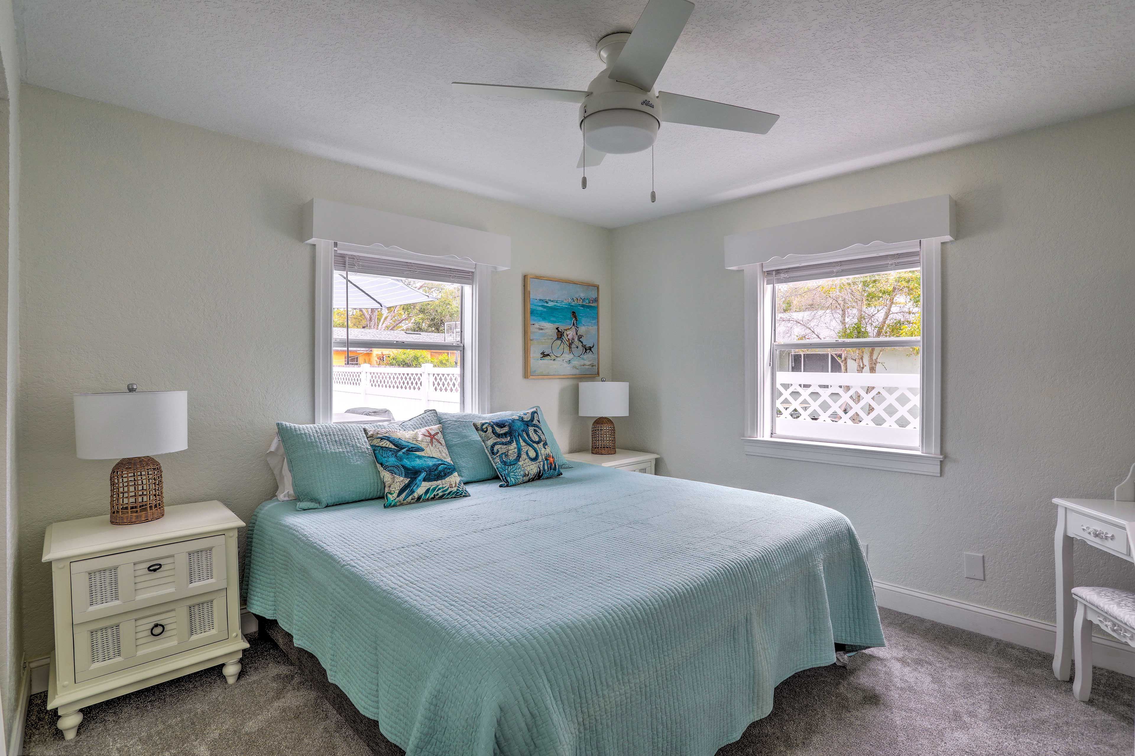 Bedroom 1 | King Bed