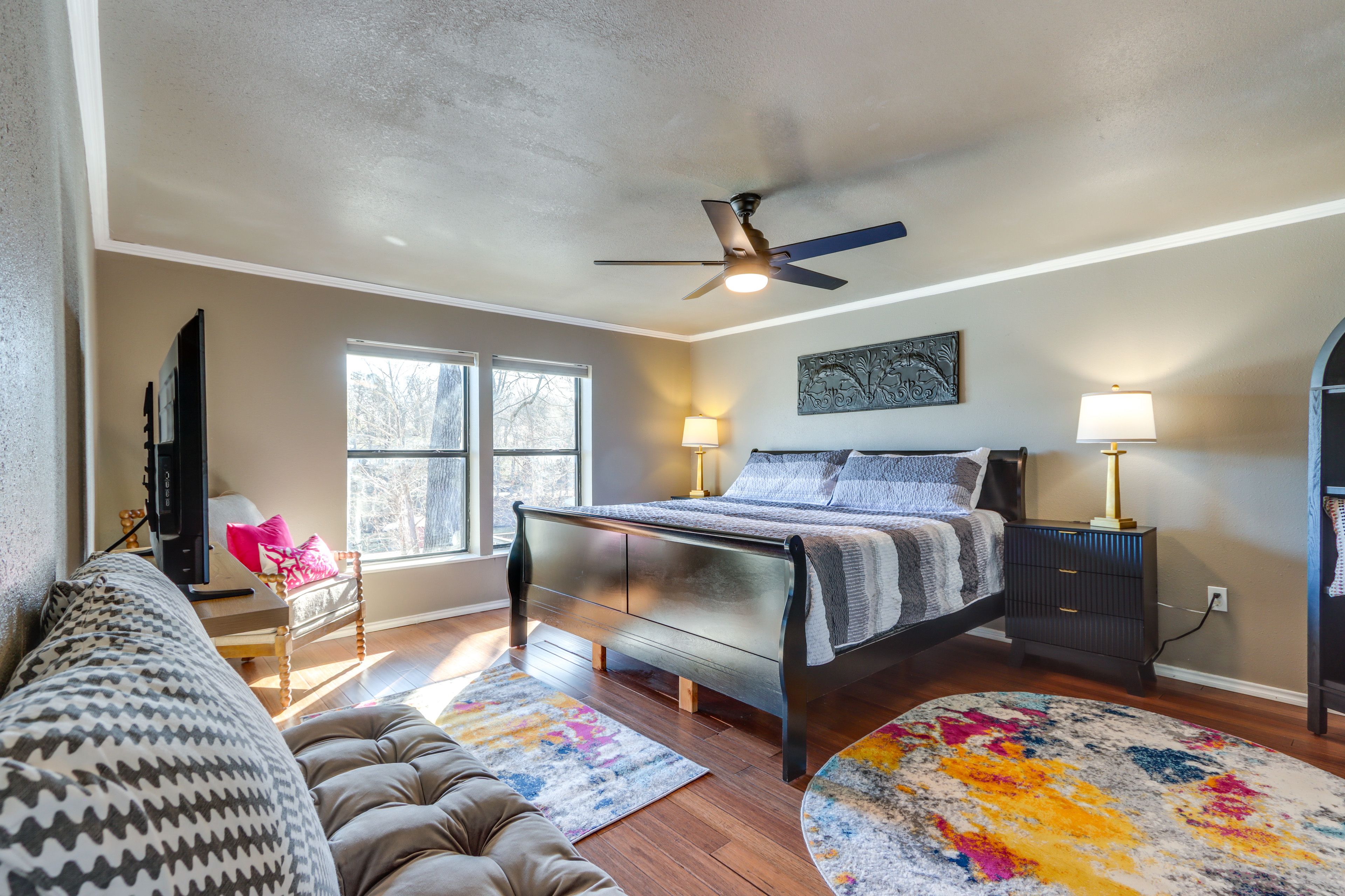 Bedroom 1 | Main Level | King Bed | En-Suite Bathroom