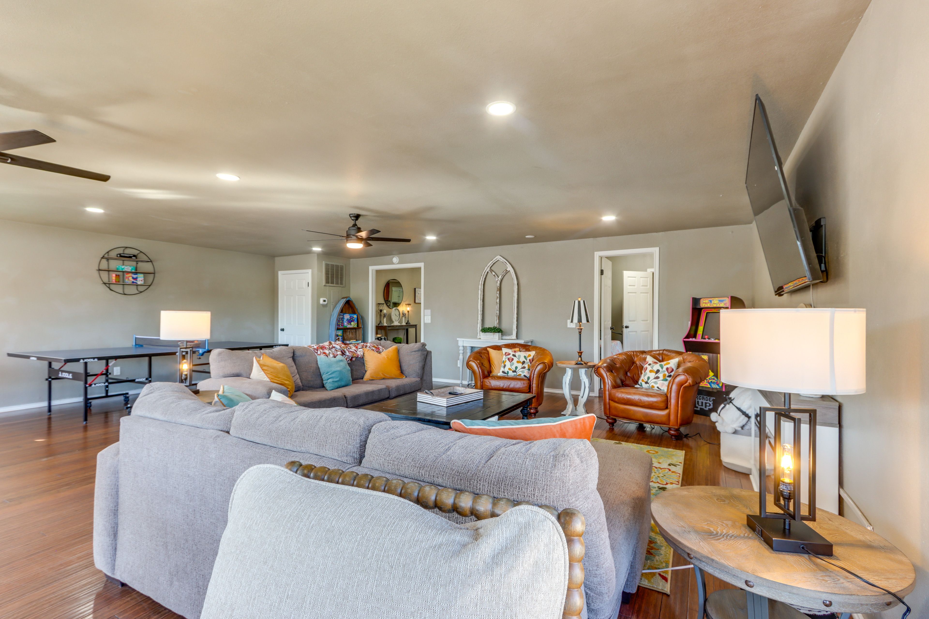 Eucha Vacation Rental | 4BR | 3BA | Steps to Enter | 3,000 Sq Ft