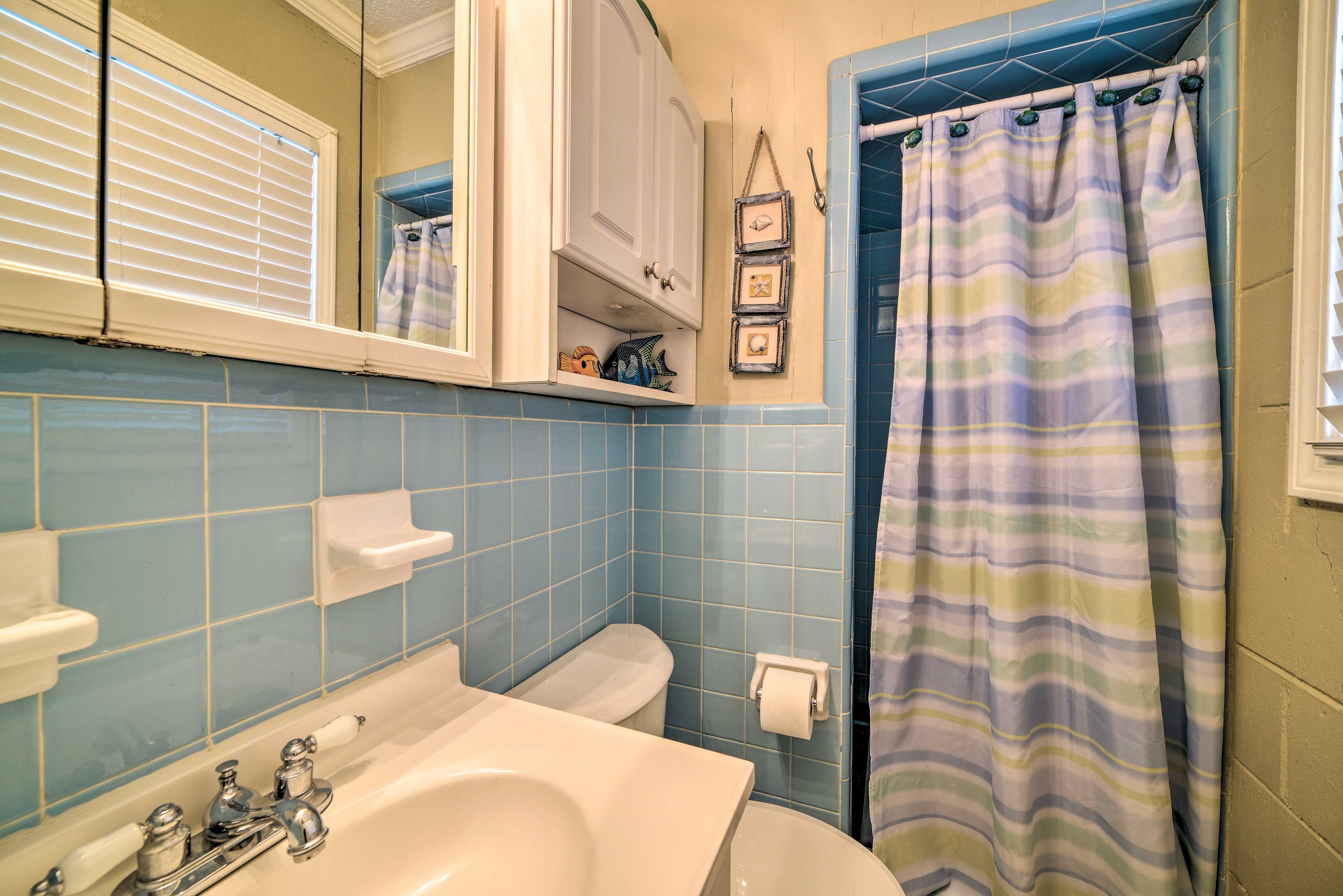 Full Bathroom
