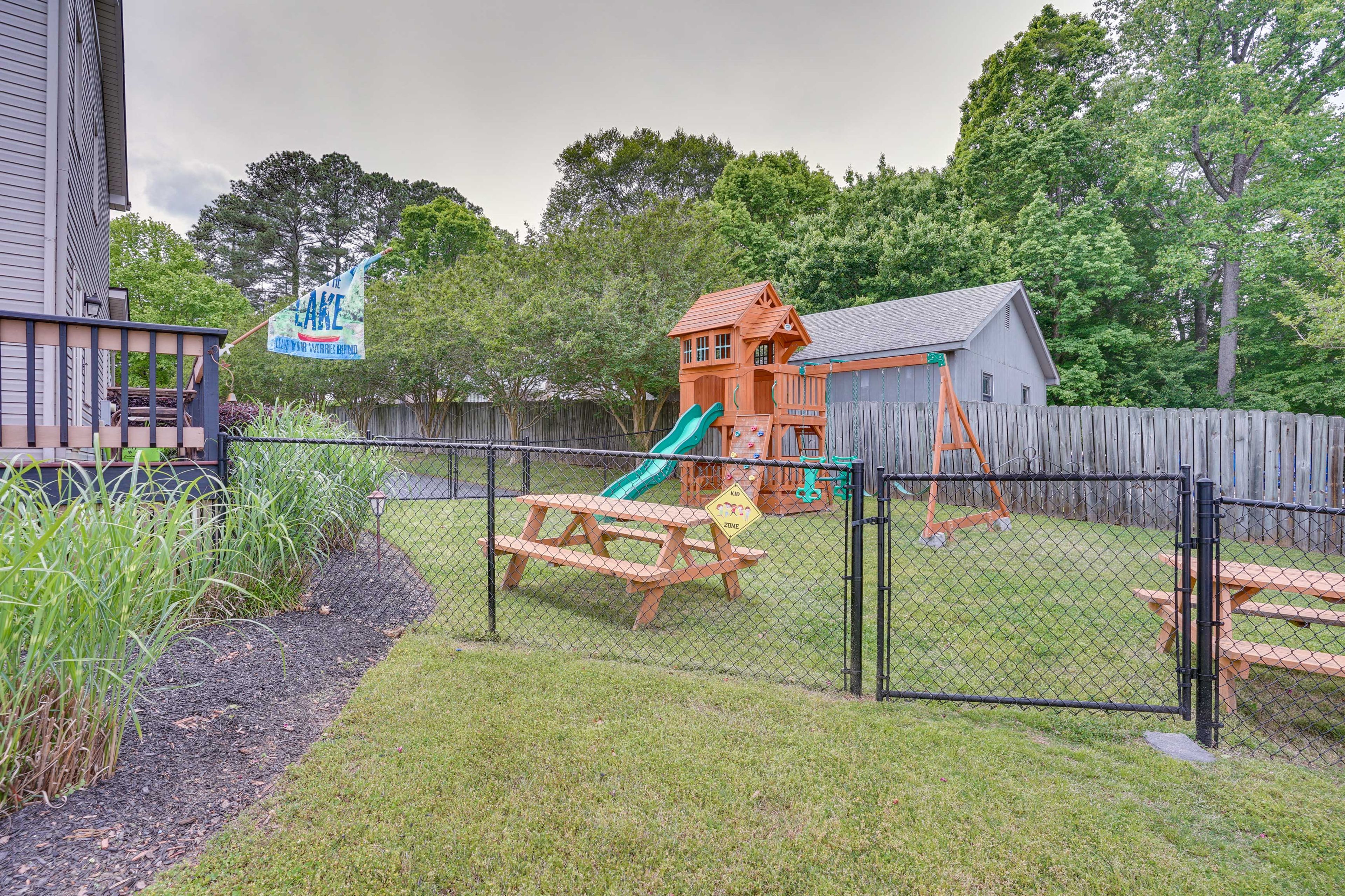 Private Playground On-Site | 3 Kayaks Available
