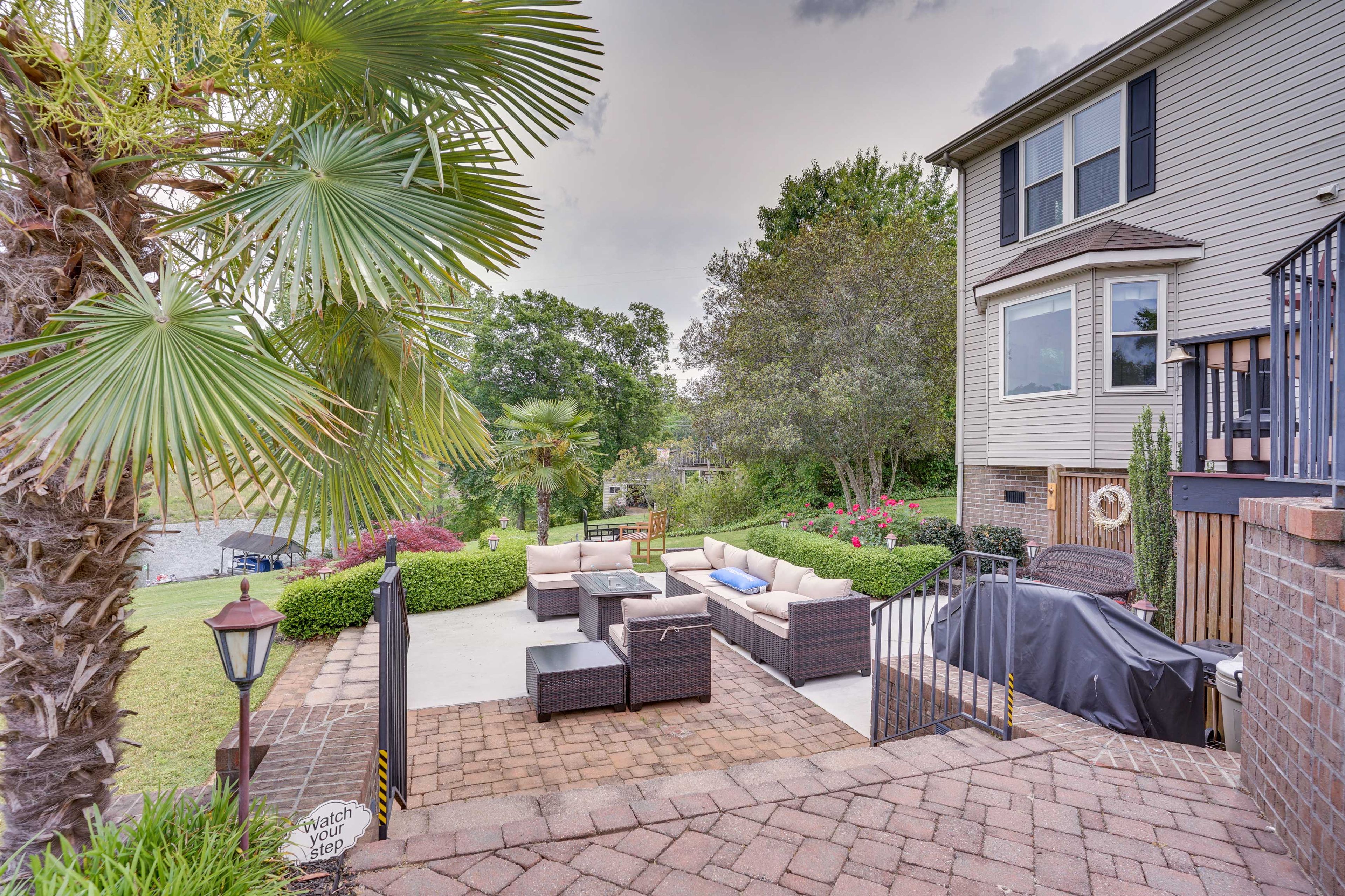 Roanoke Rapids Vacation Rental | 4BR | 2.5BA | 2,300 Sq Ft | Stairs Required