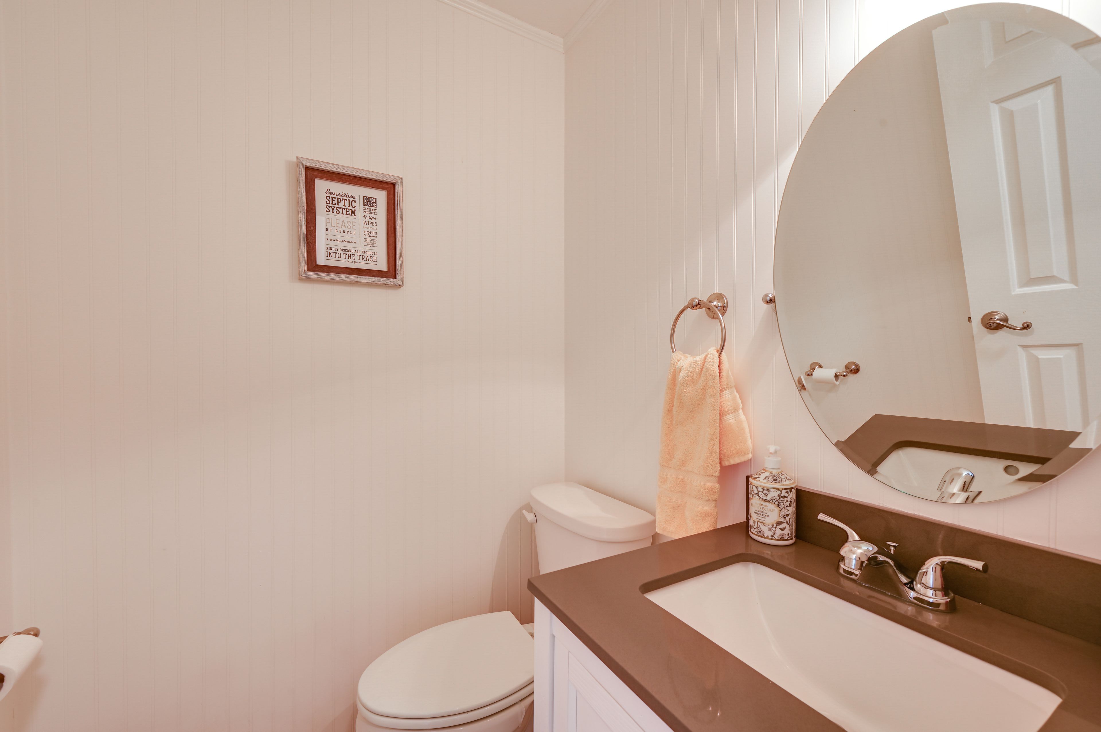 Half Bathroom | 1st Floor