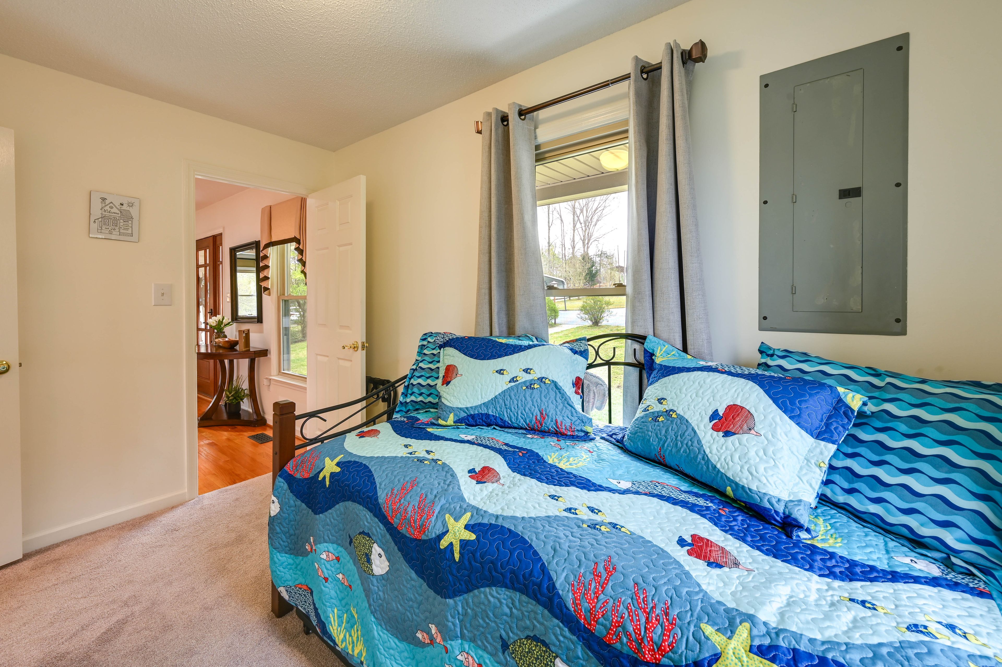 Bedroom 4 | Twin Daybed w/ Twin Trundle | 1st Floor