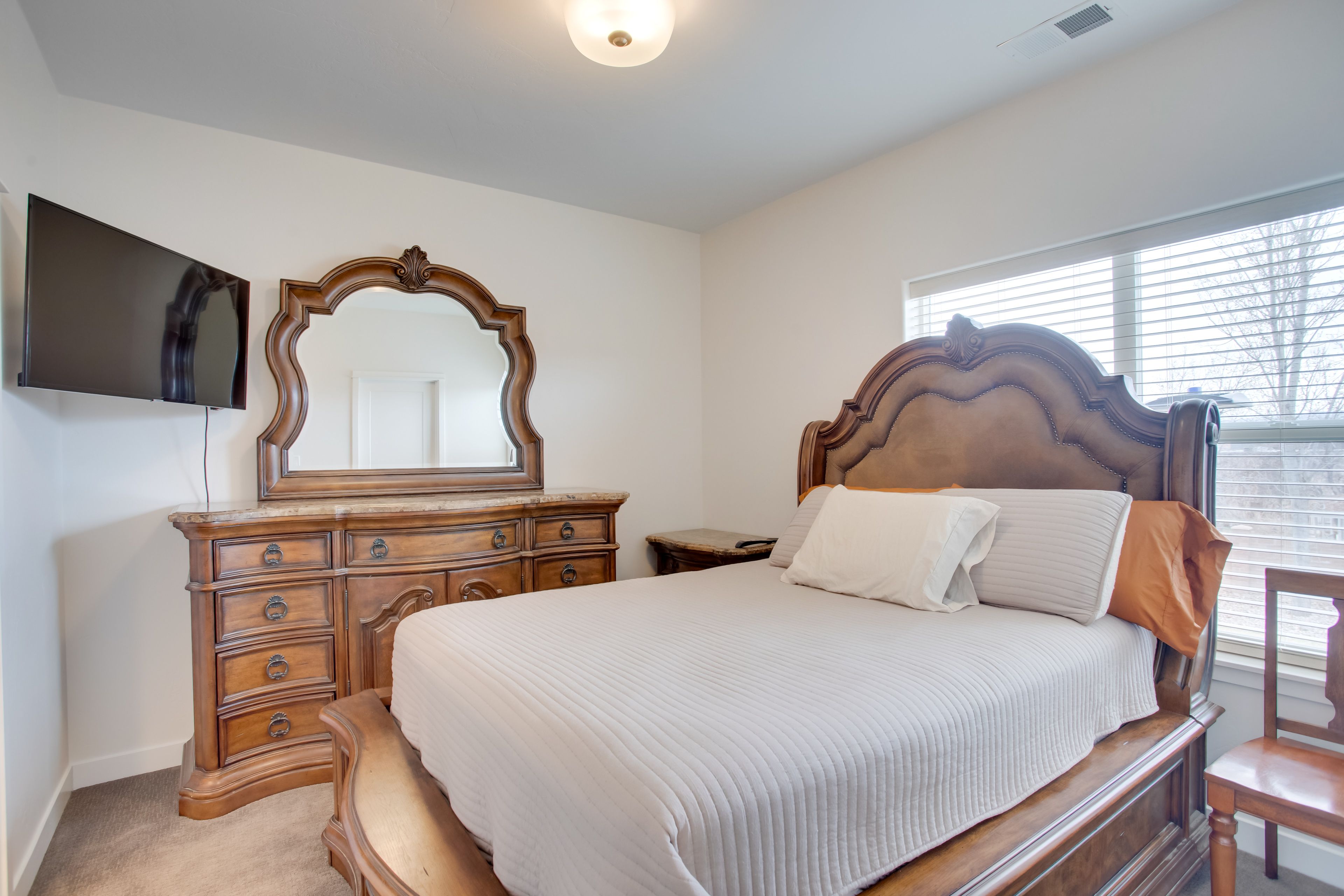 Bedroom 1 | 2nd Floor | Queen Bed | Linens Provided