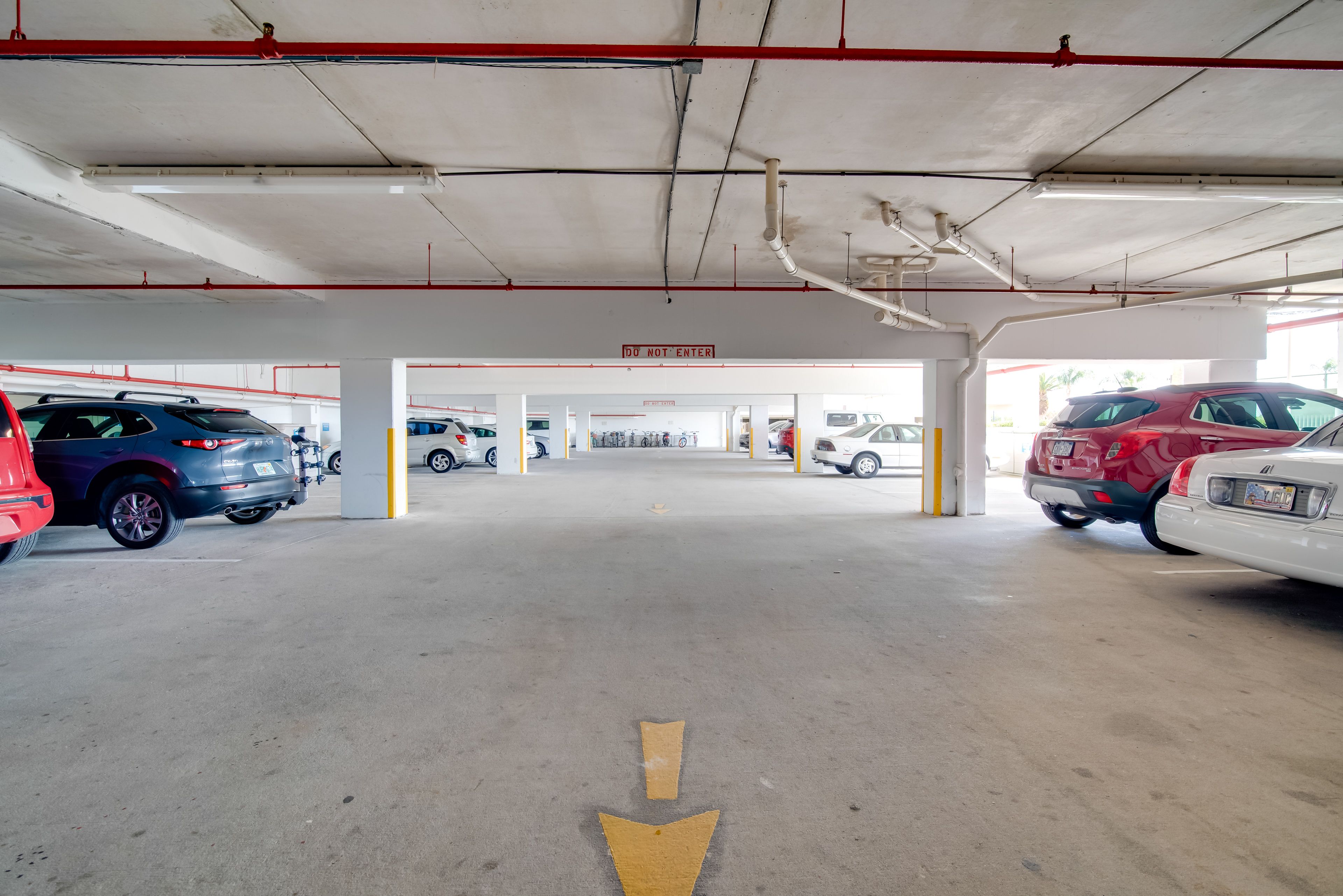 Parking Garage (1 Vehicle)