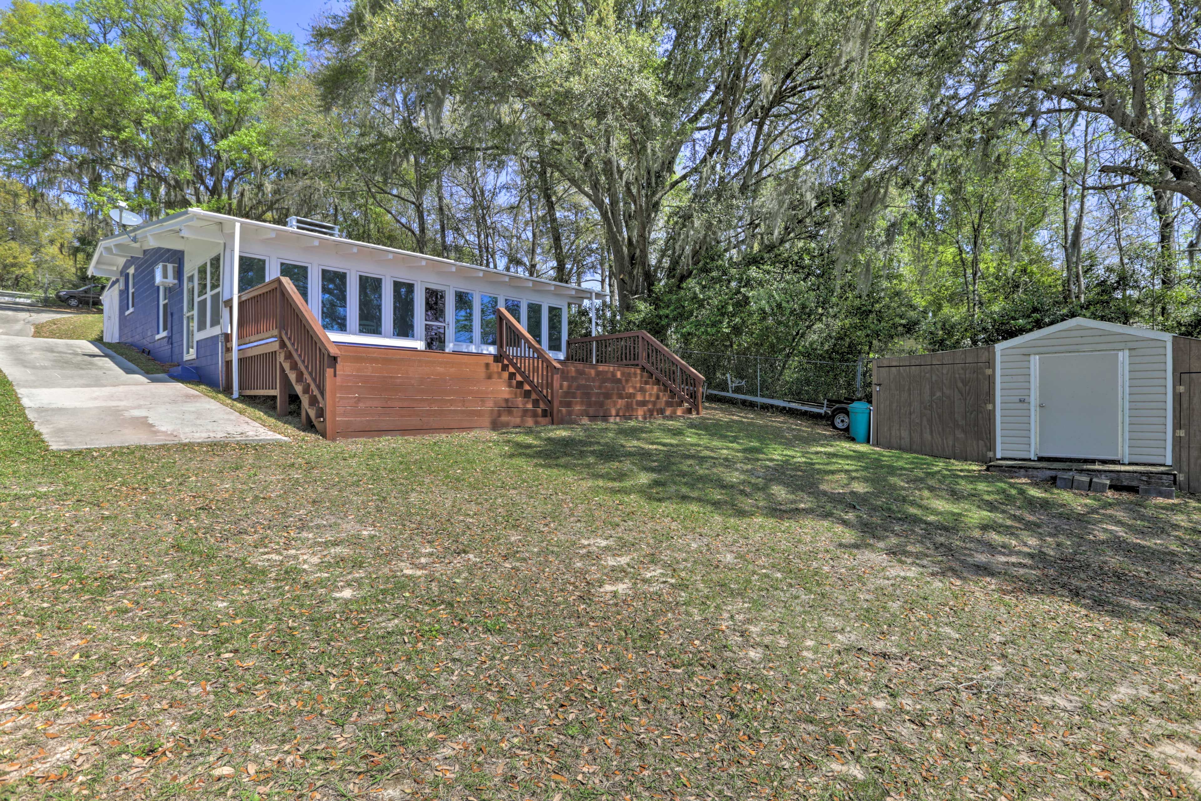 Property Exterior | Deck