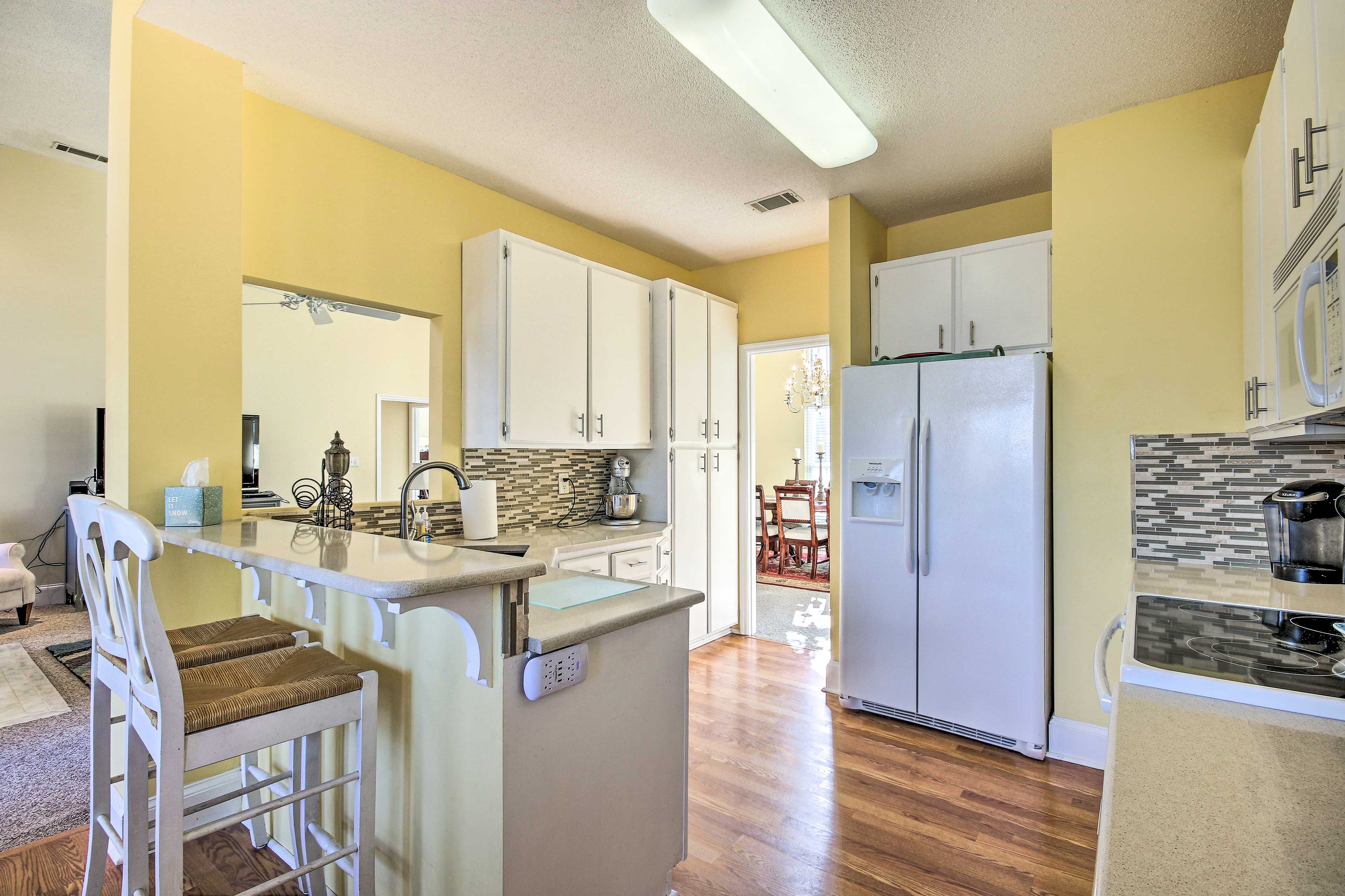 Kitchen | Fully Equipped | Cooking Basics | Dishware & Flatware