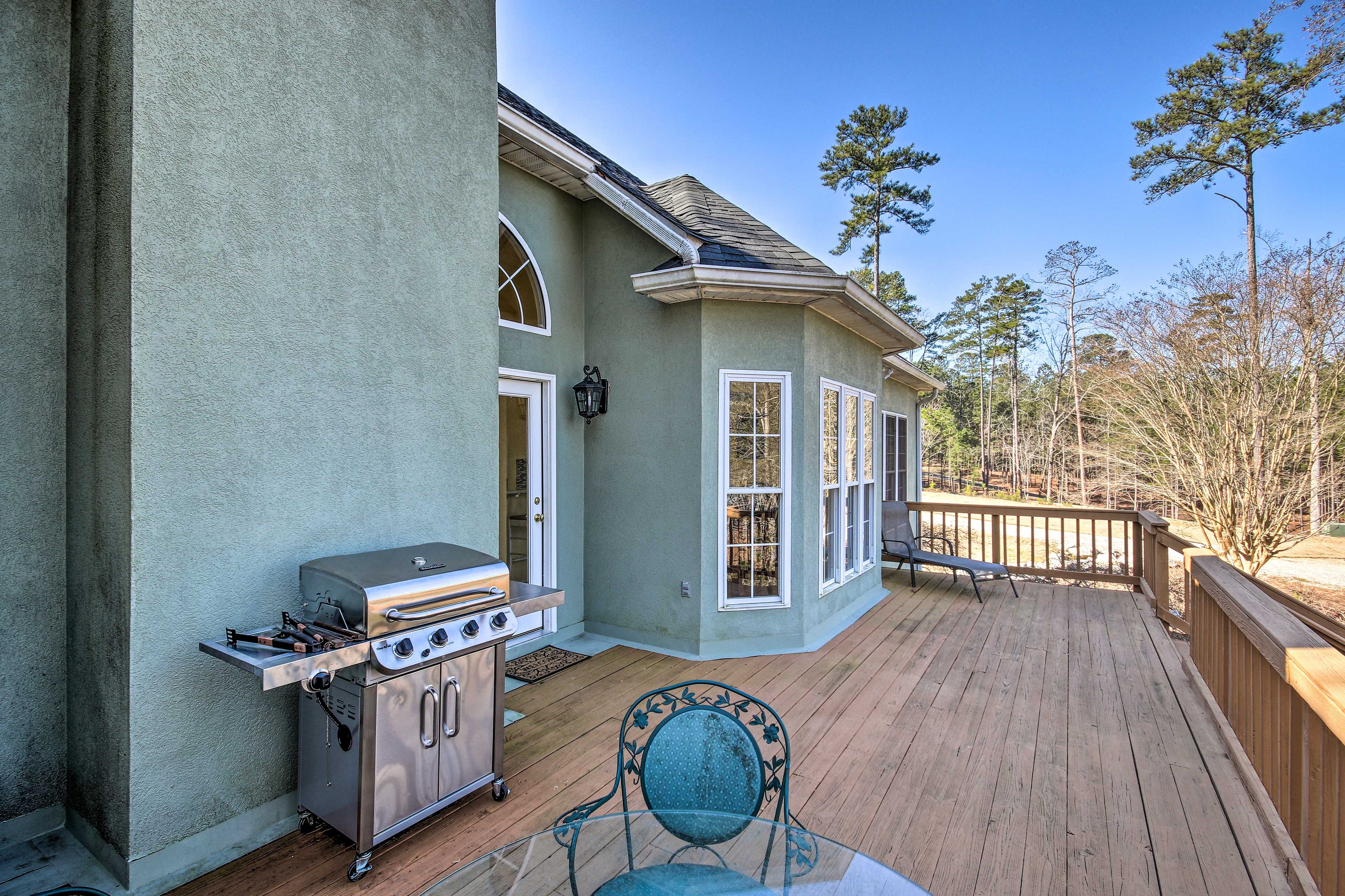 Deck | Gas Grill