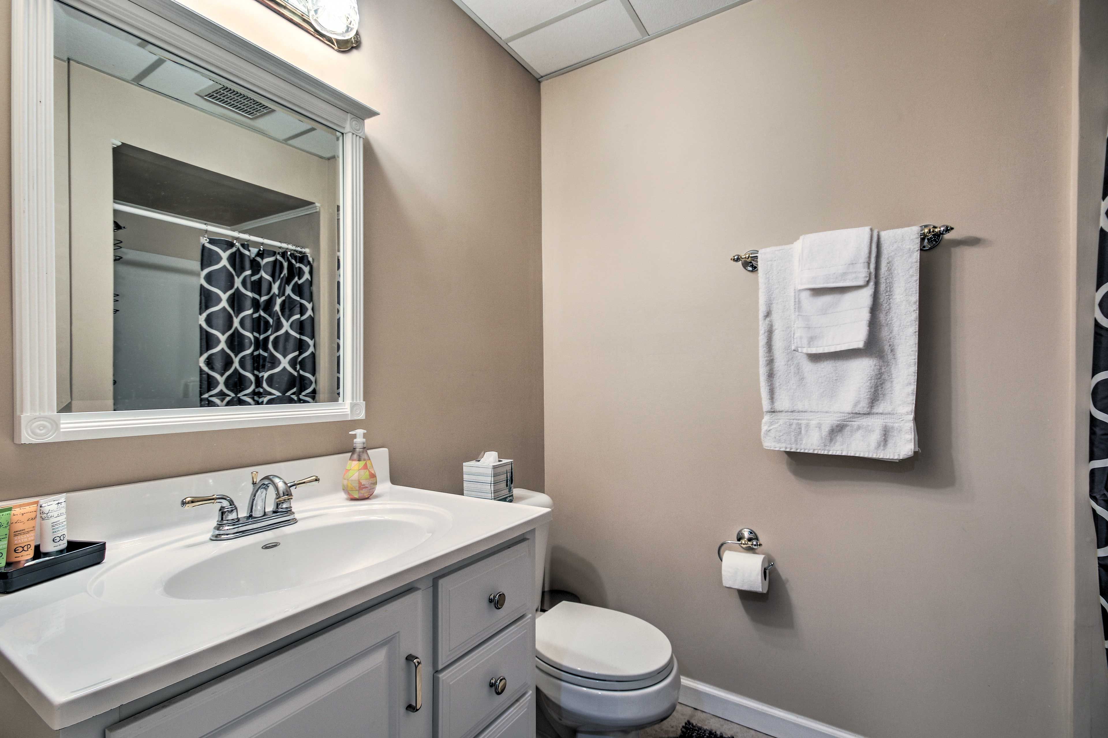 Full Bathroom