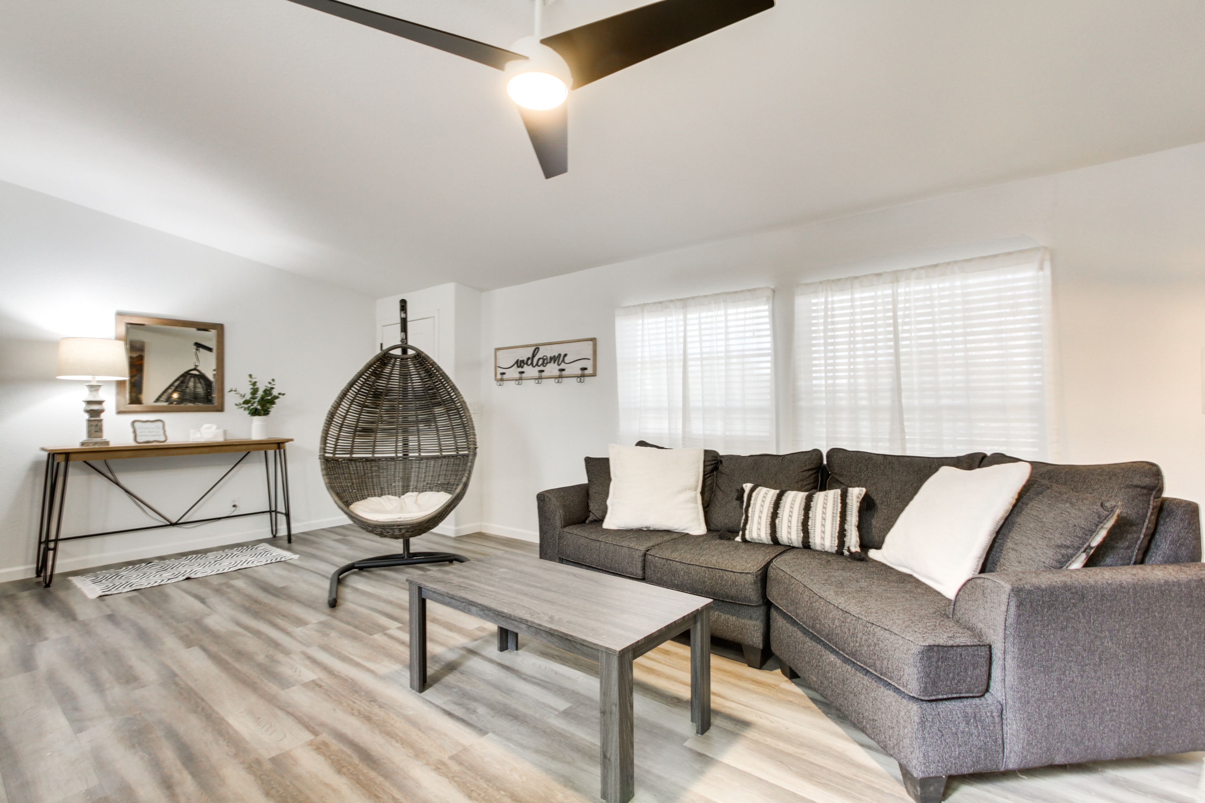 Living Room | Free WiFi