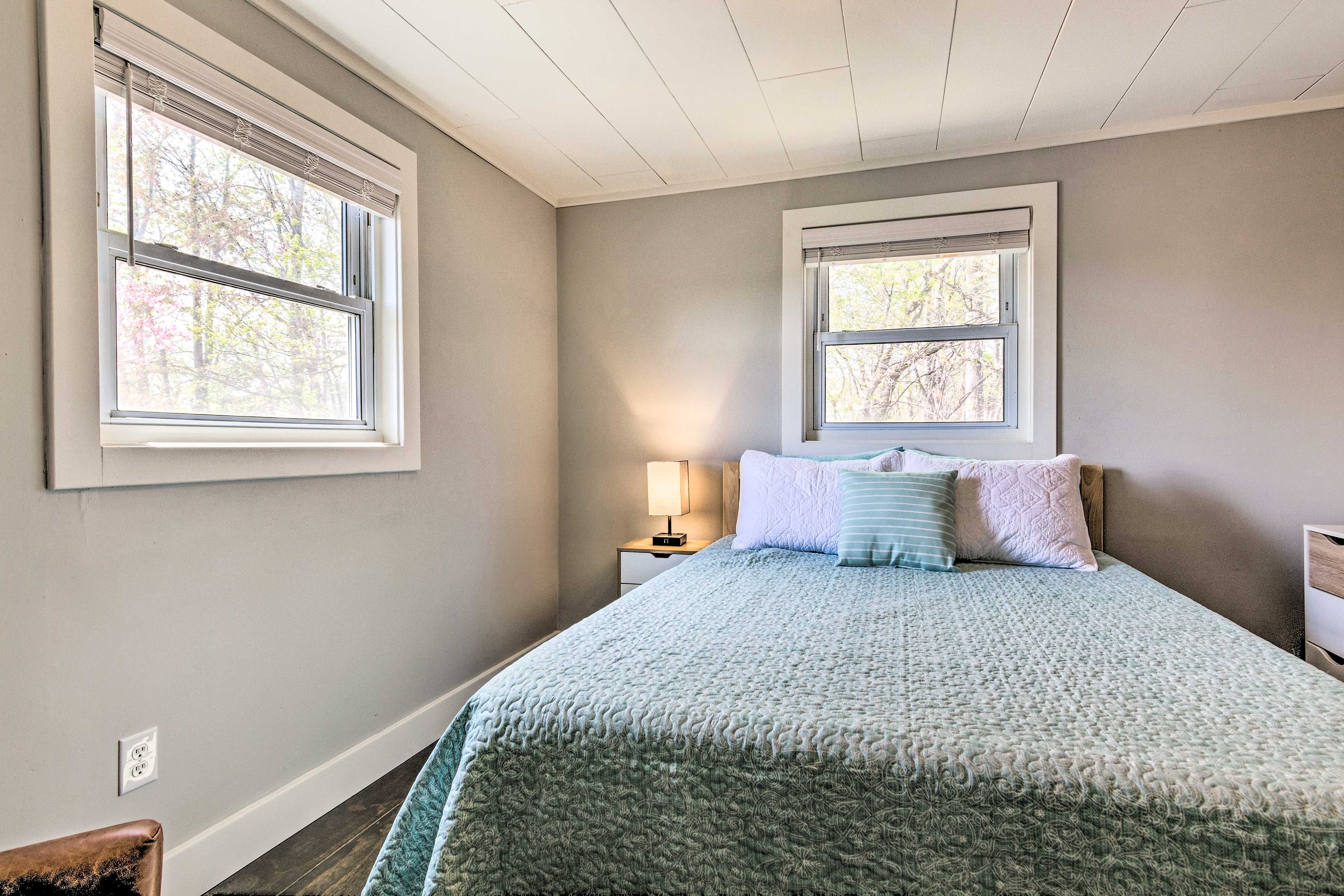 Bedroom 1 | Linens Provided