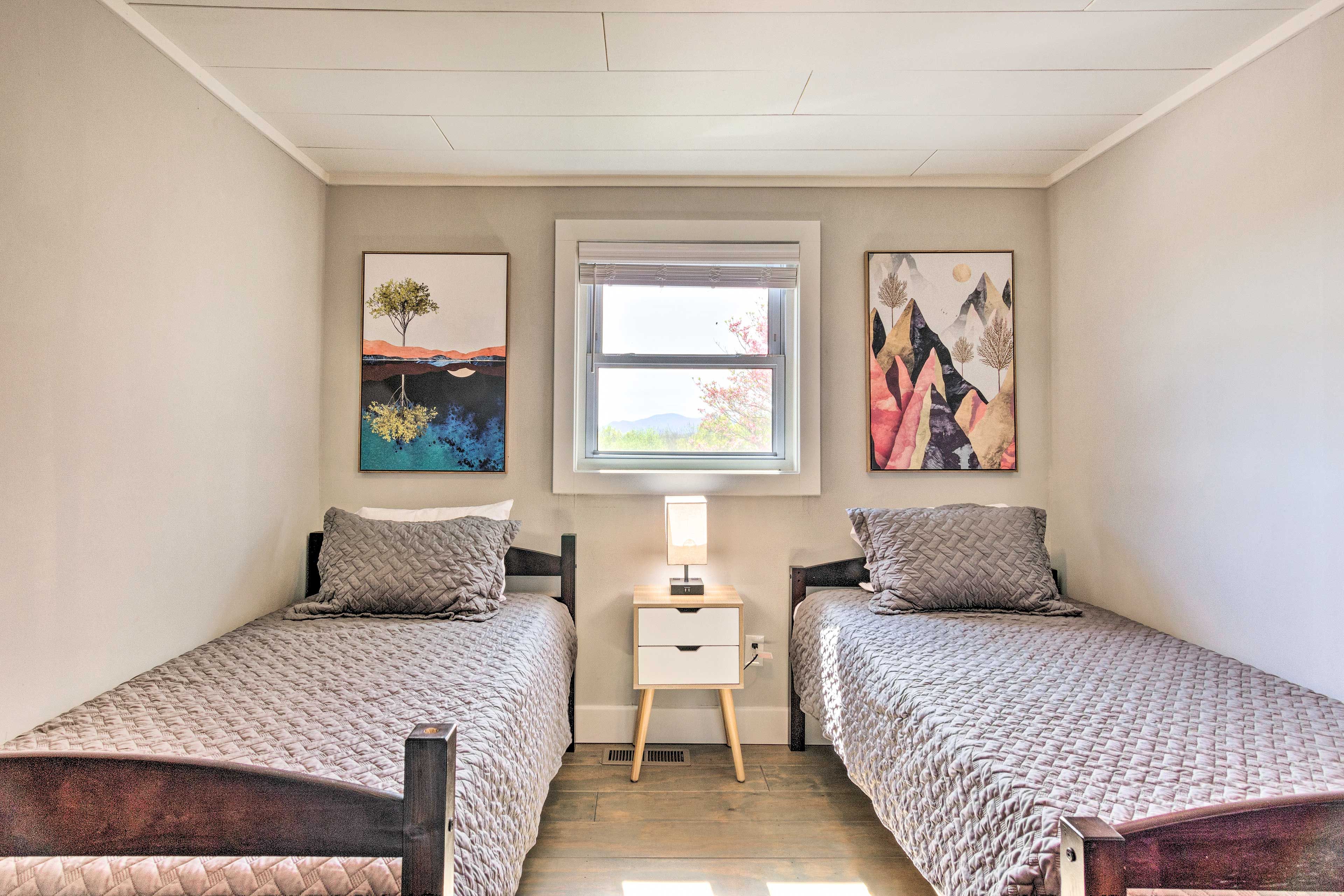 Bedroom 3 | 2 Twin Beds