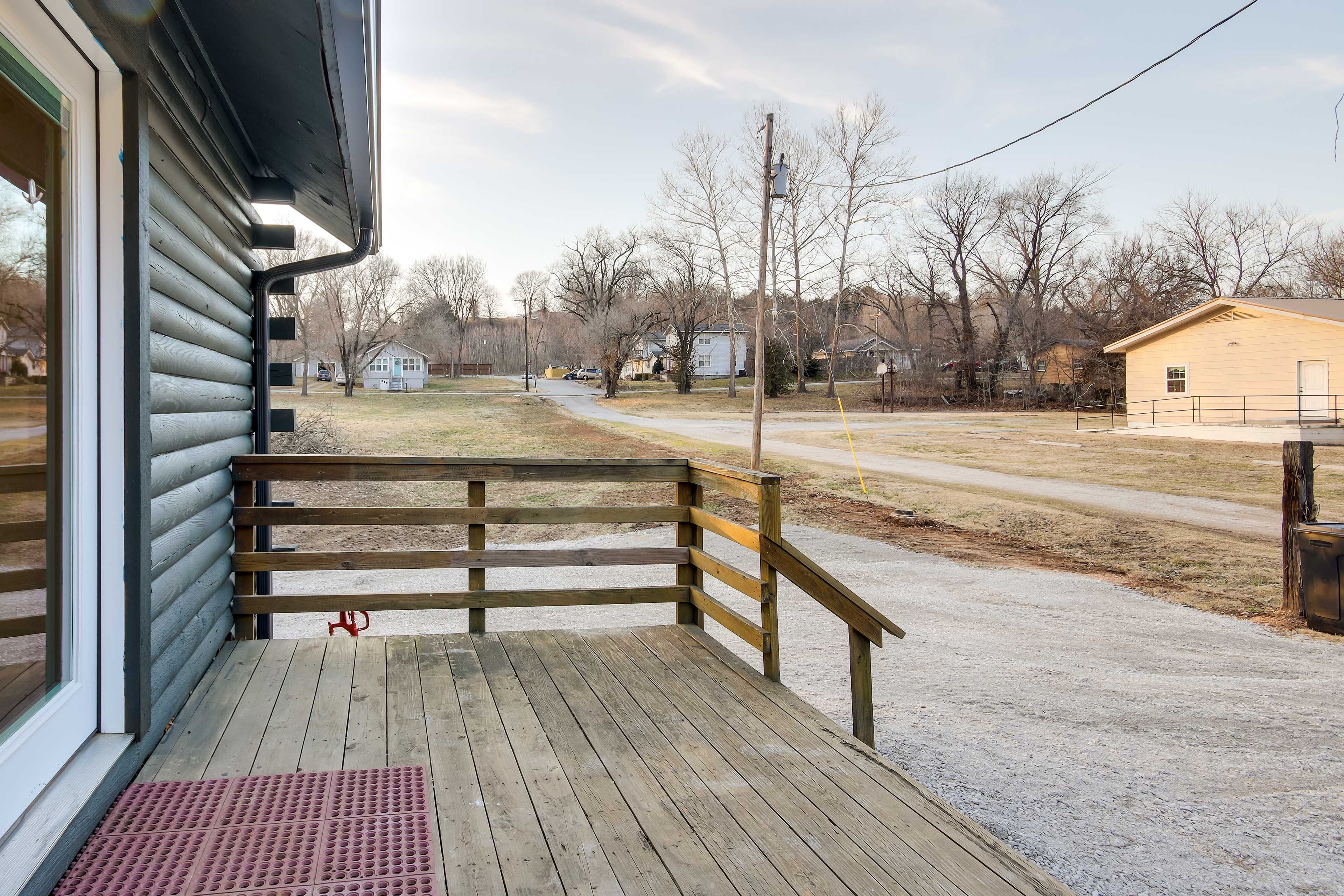 Front Entrance | Keyless Entry